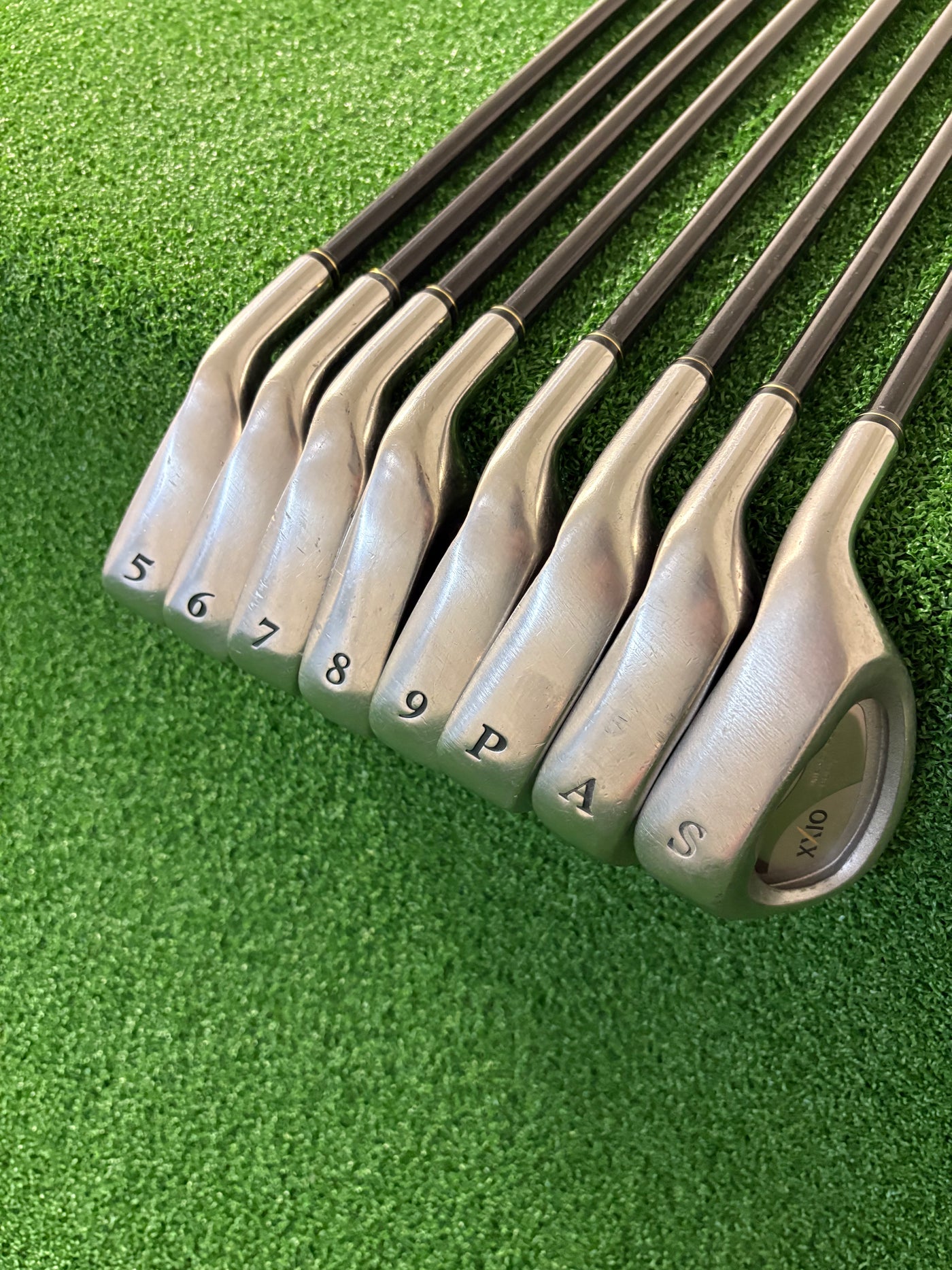 XXIO (2004) 5-PW + AW + SW (Stiff)