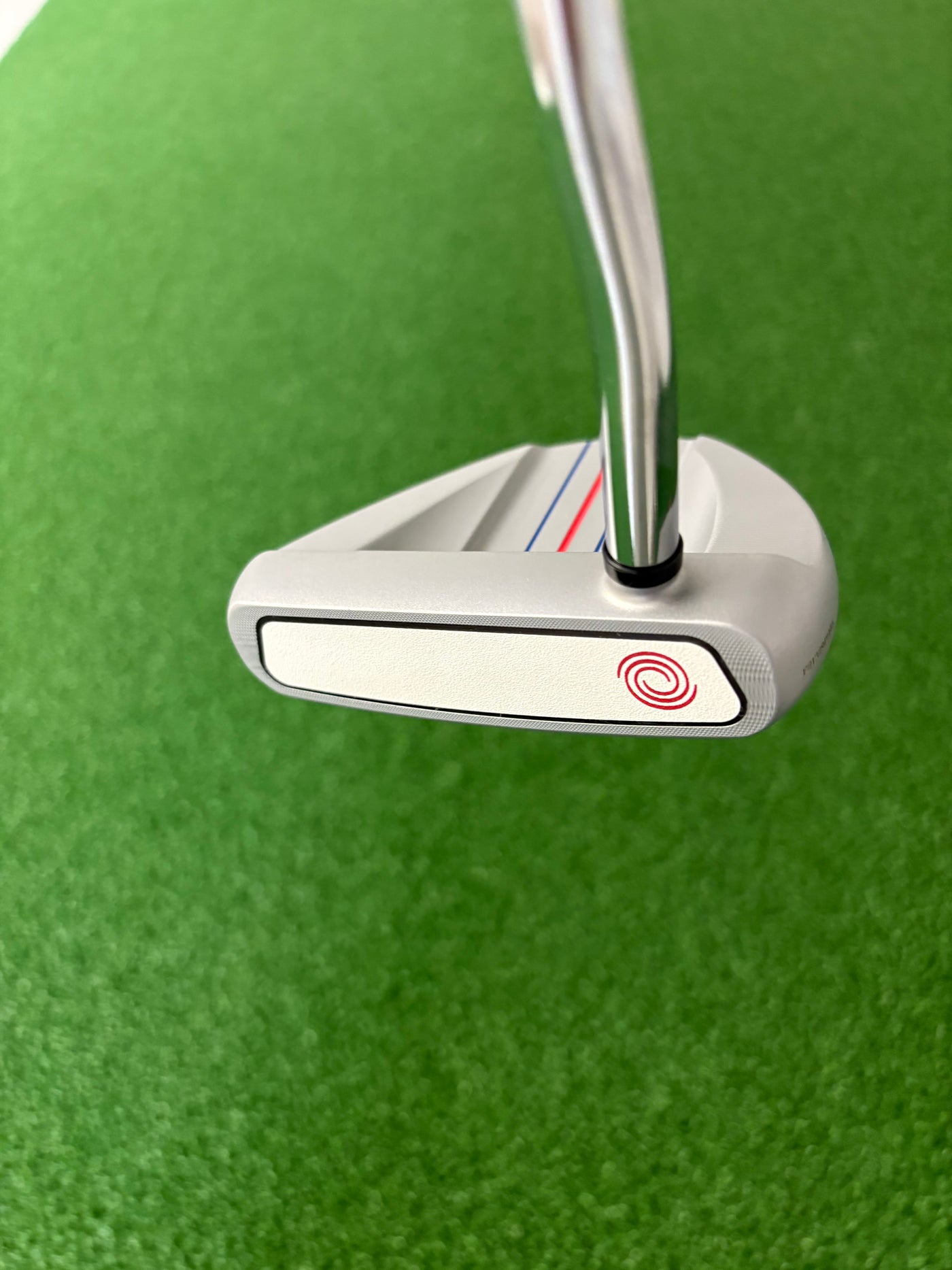 Odyssey White Hot OG V-Line (34")