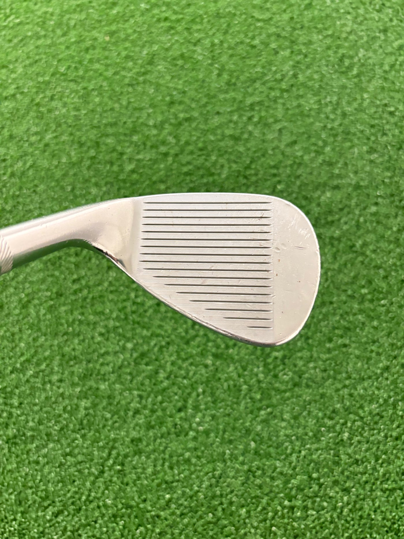 Titleist Vokey SM6 F Grind 52*