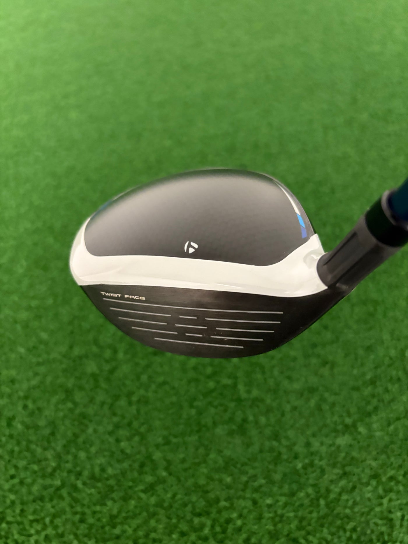 Taylormade Sim 2 Max 18* 5 Wood (Regular)
