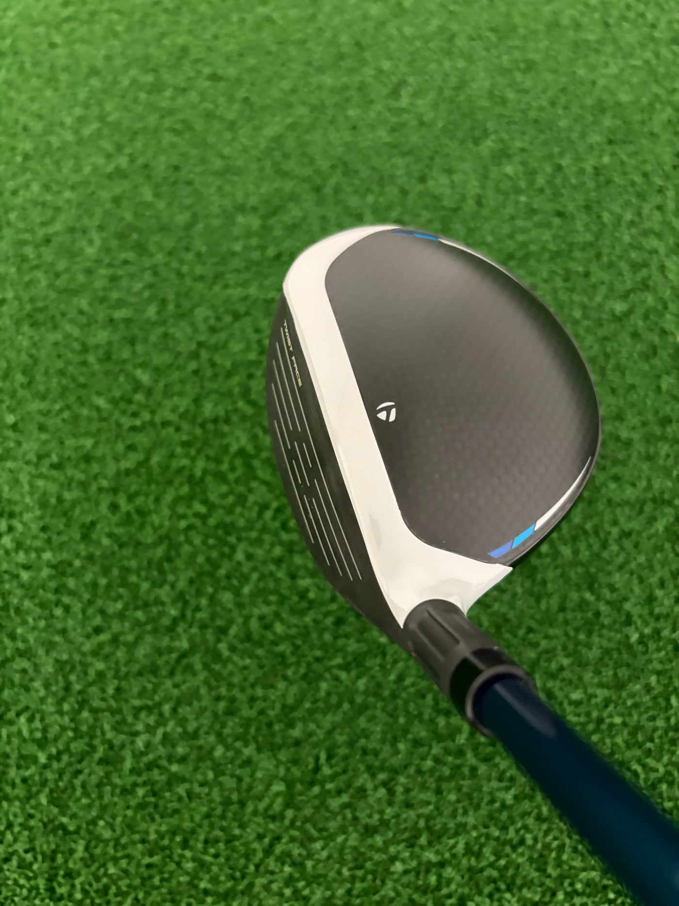 Taylormade Sim 2 Max 18* 5 Wood (Regular)