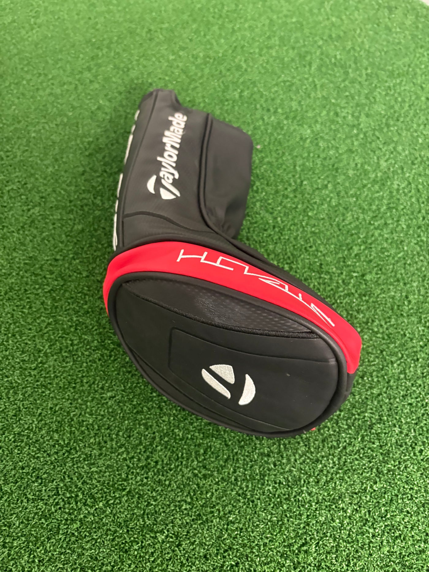 Taylormade Stealth 10.5* (Stiff/Regular)