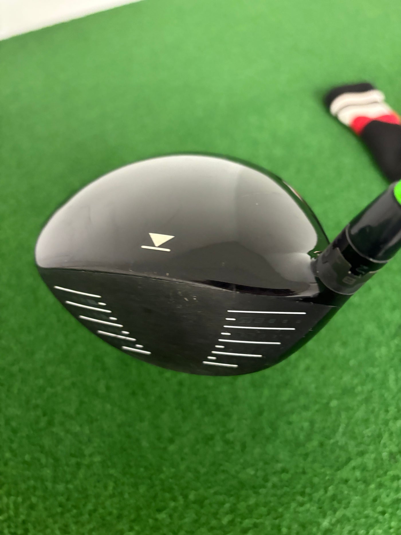 Titleist 913D3 9.5* (Stiff)