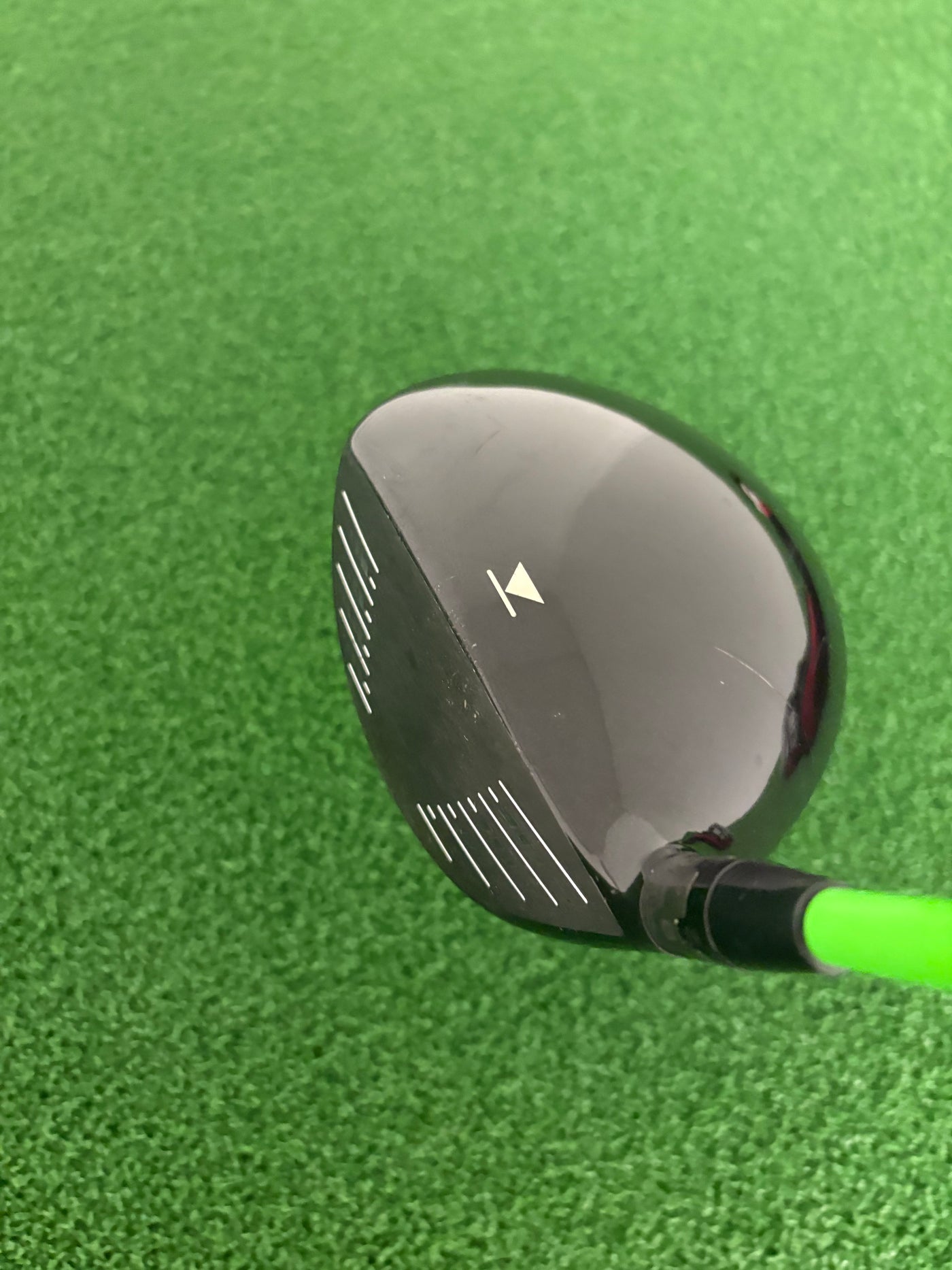 Titleist 913D3 9.5* (Stiff)