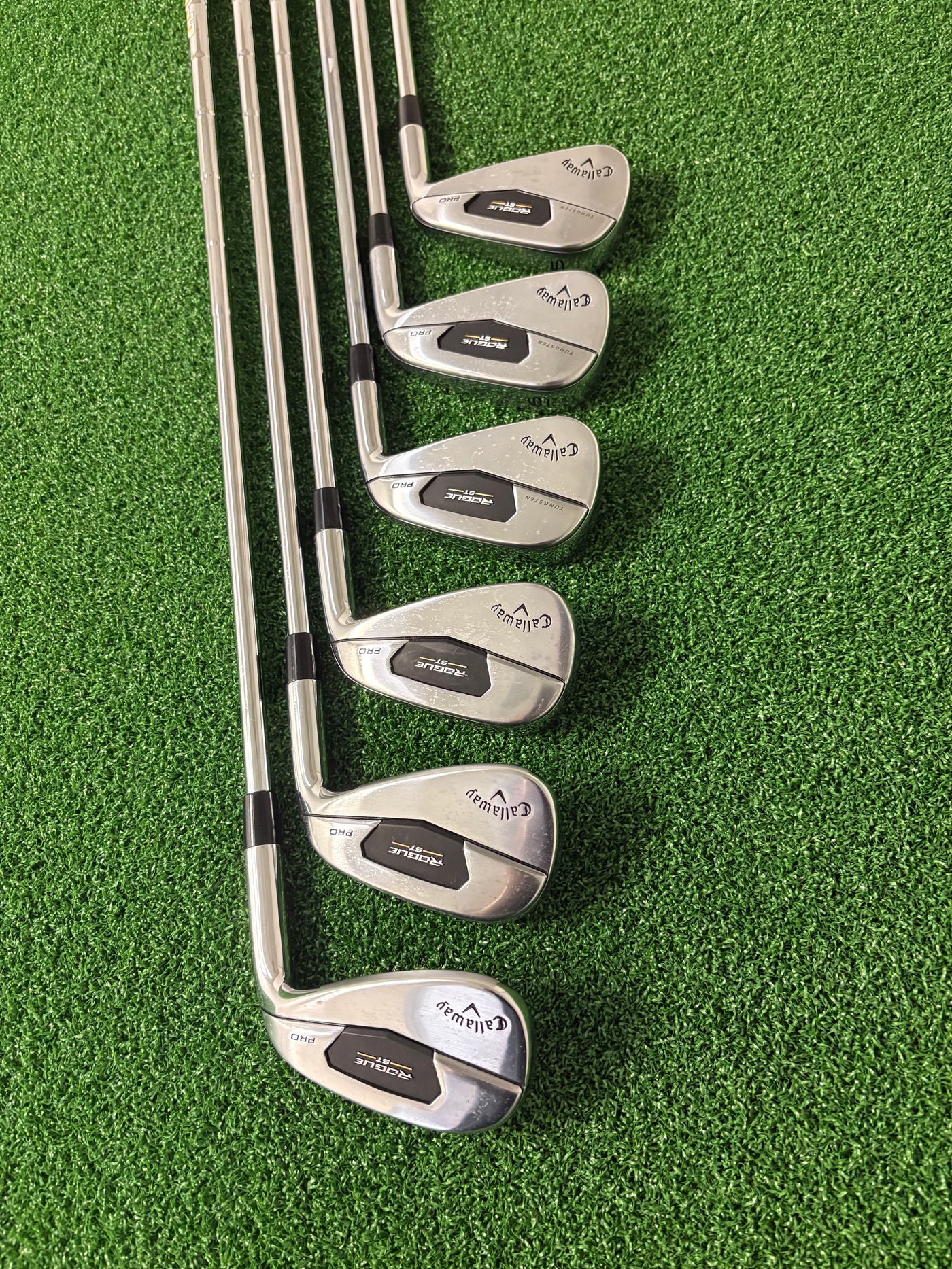 Callaway Rogue ST Pro 5-PW (Stiff)