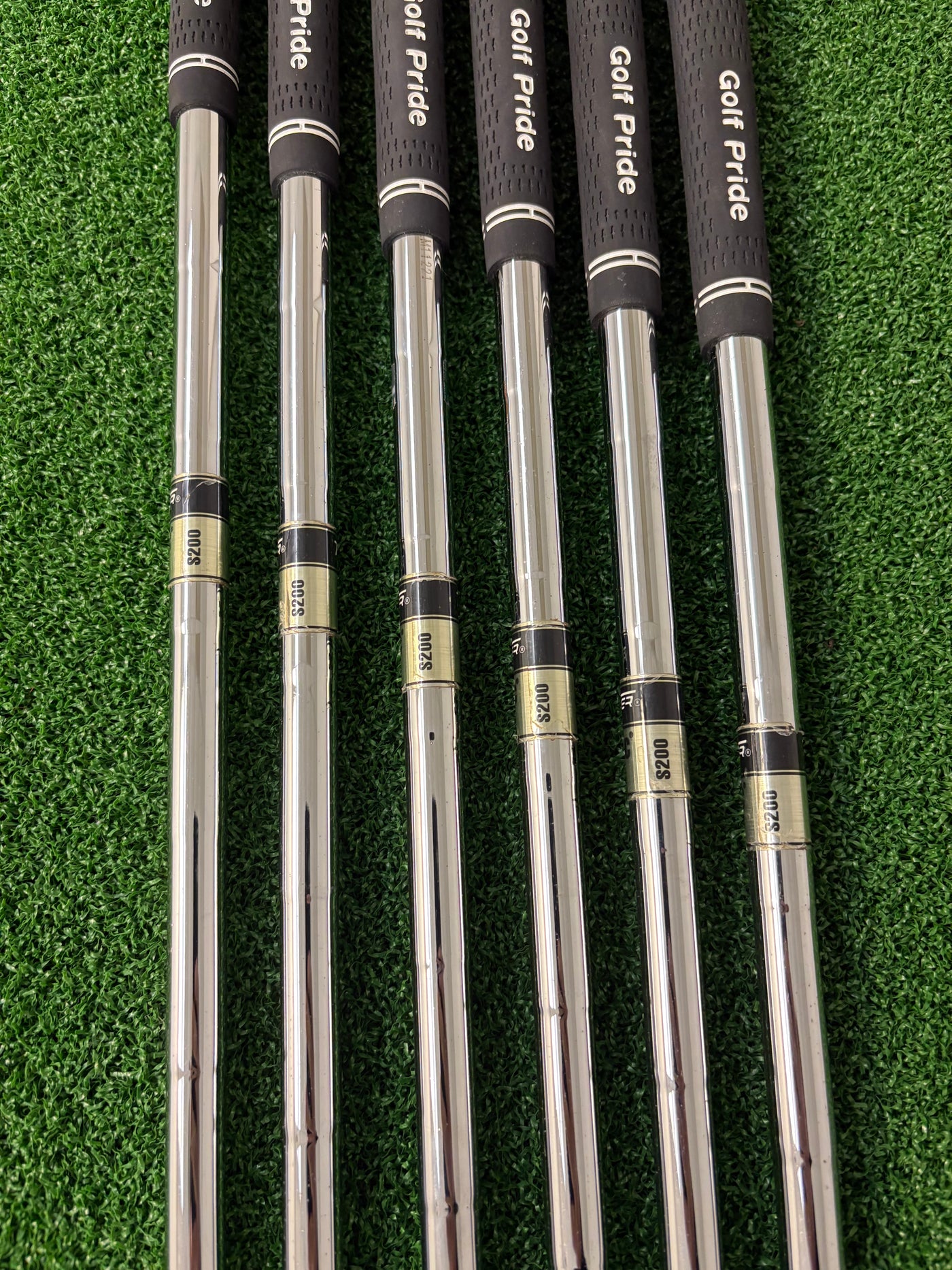 Titleist 712CB 5-PW (Stiff)