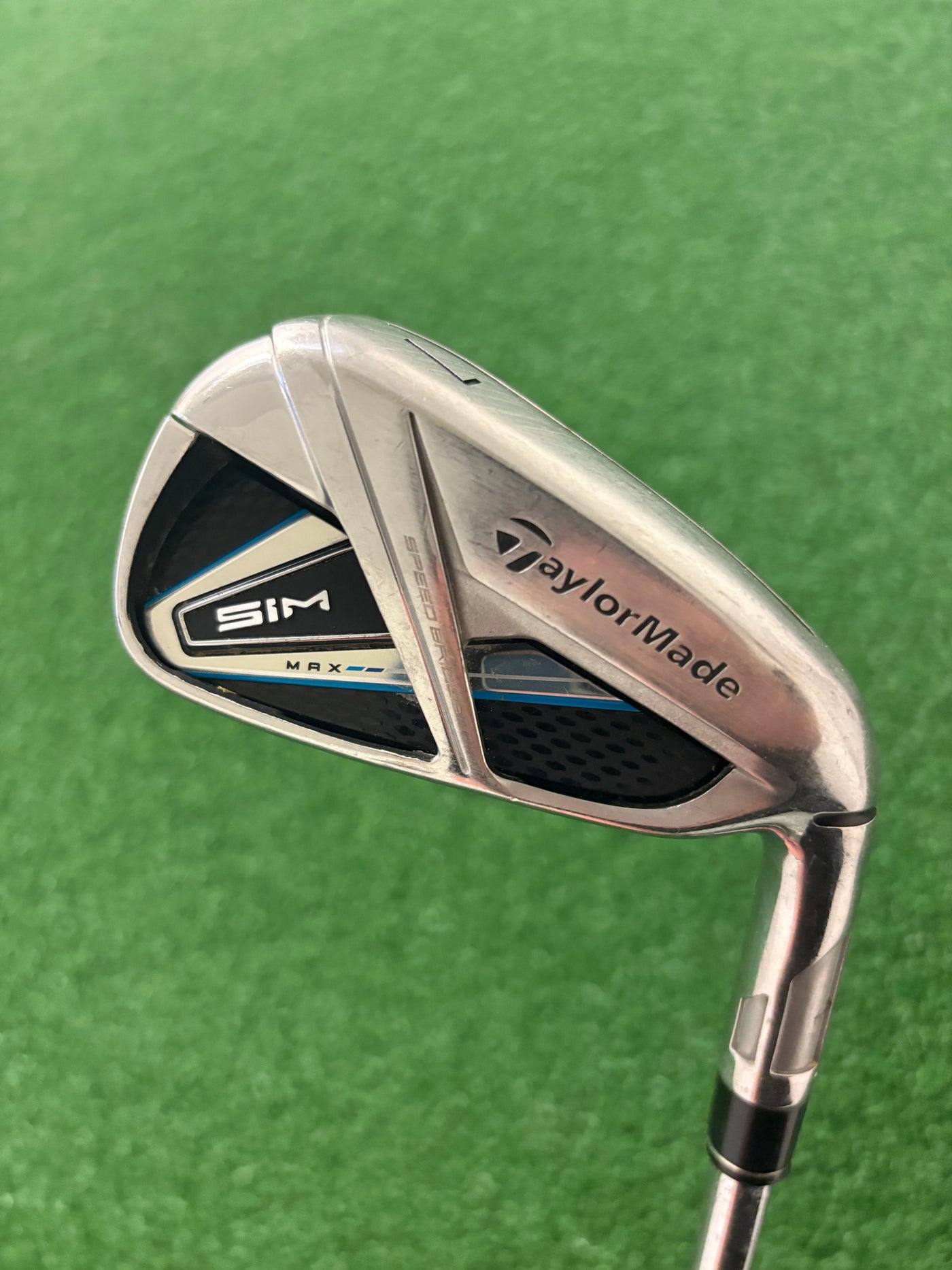 Taylormade Sim Max 6-PW + AW + SW (Stiff)