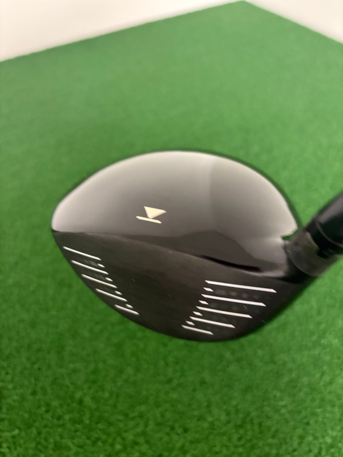 Titleist 913D3 9.5* (Stiff)