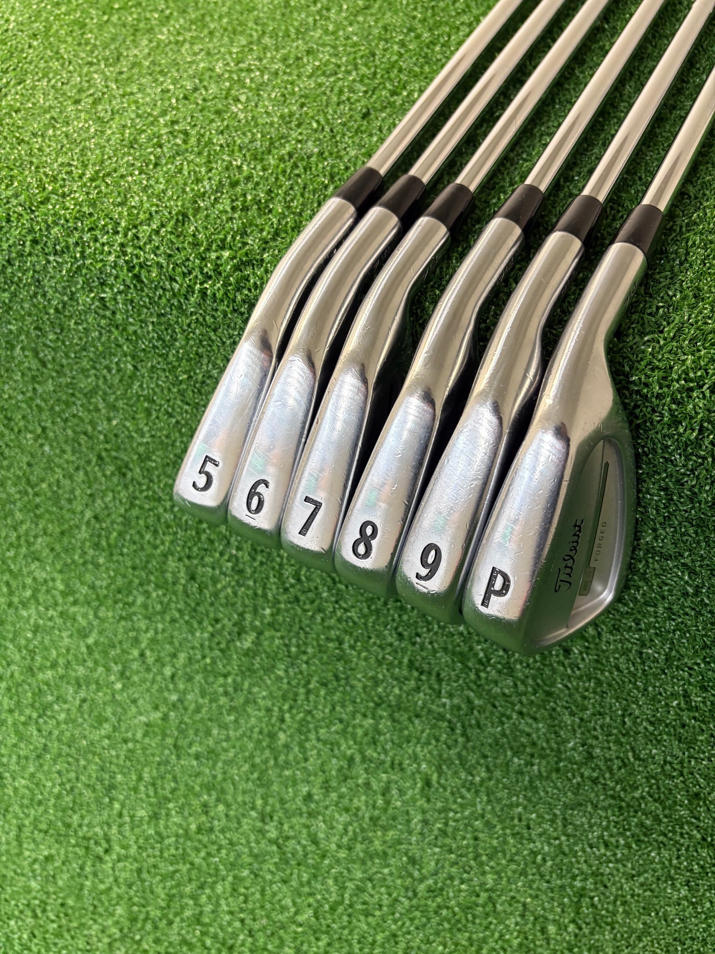 Titleist 714CB 5-PW (Stiff)