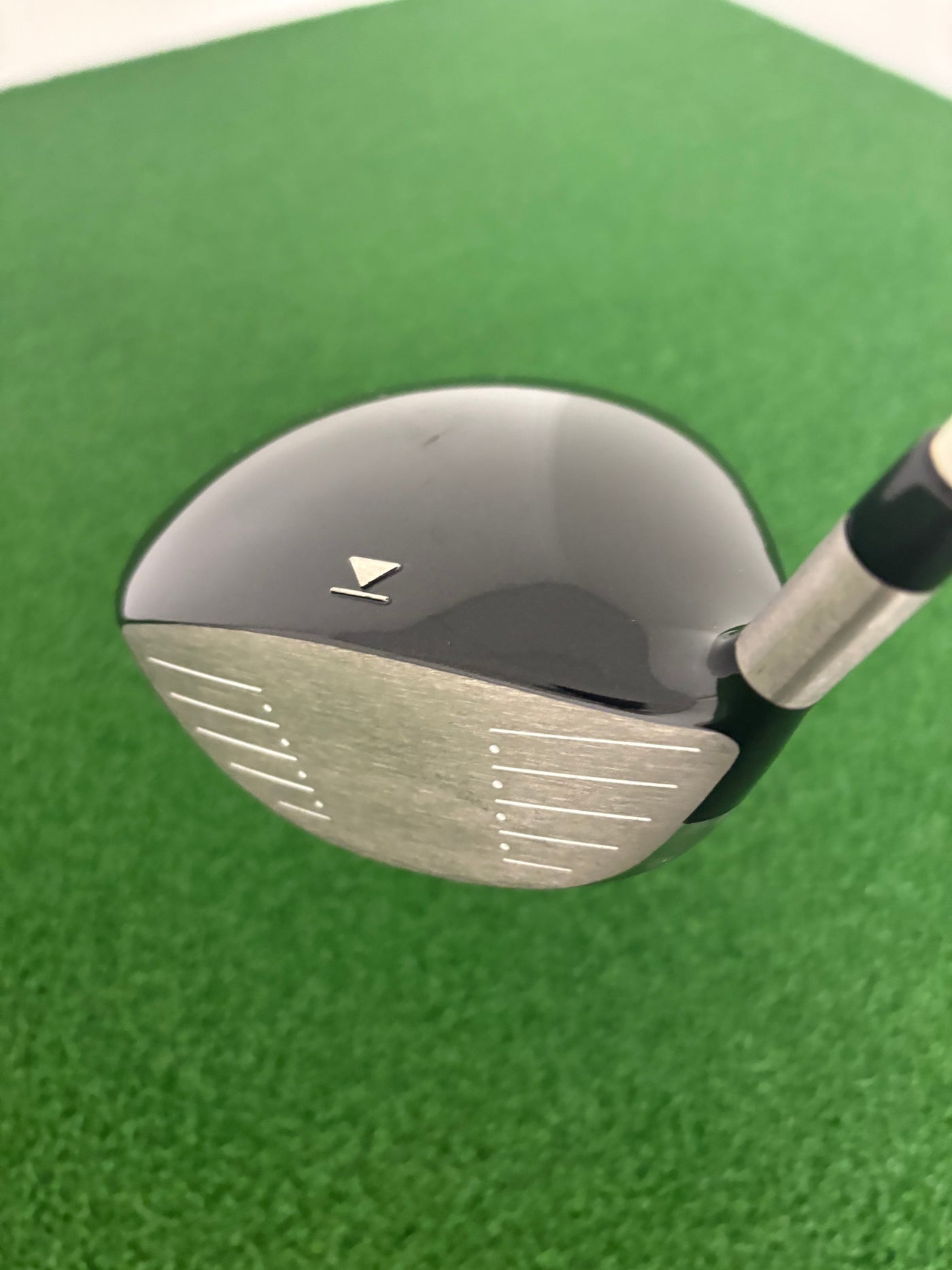 Titleist 909D2 9.5* (Stiff)