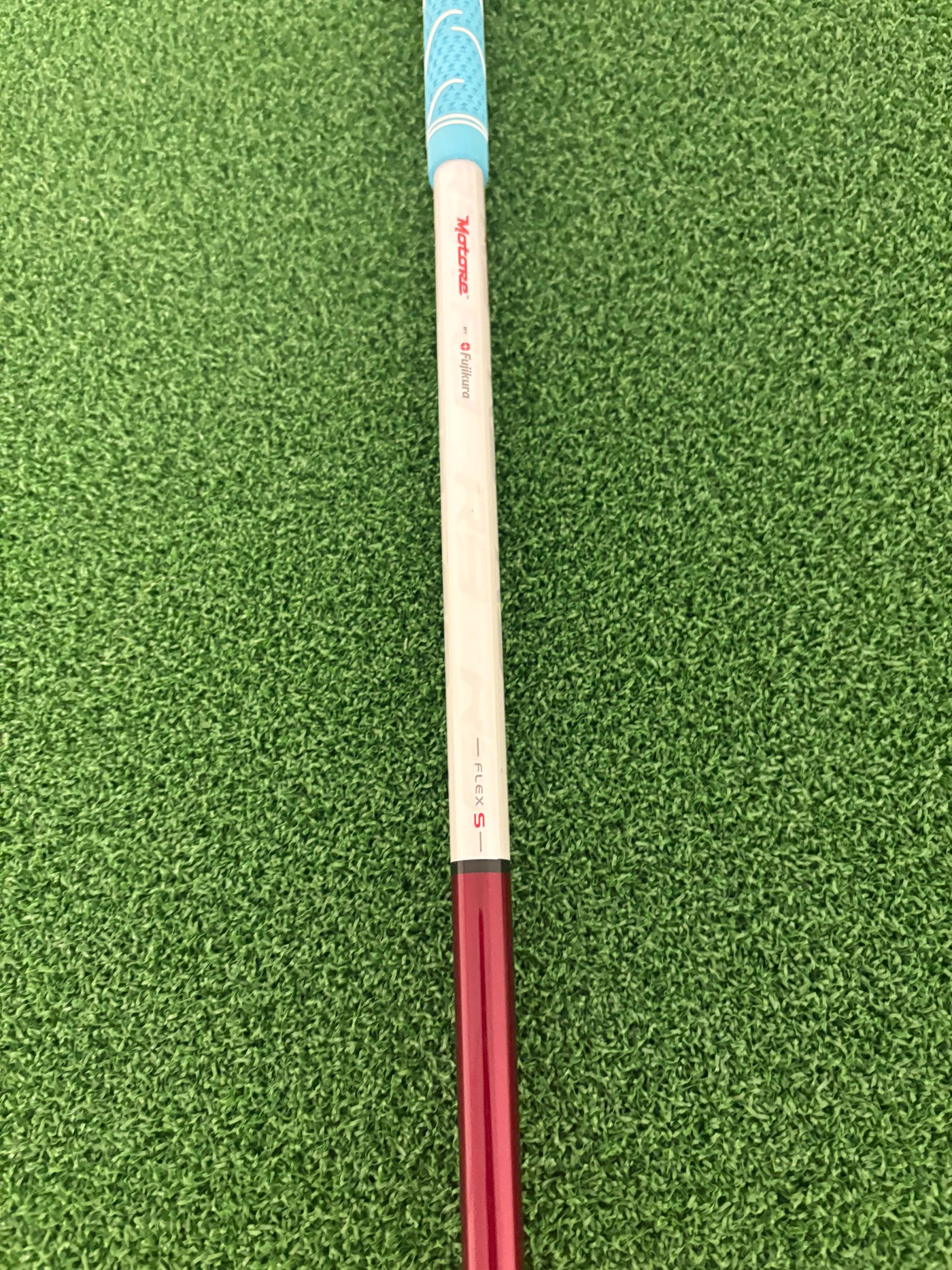 Taylormade R9 Max 10.5* (Stiff)