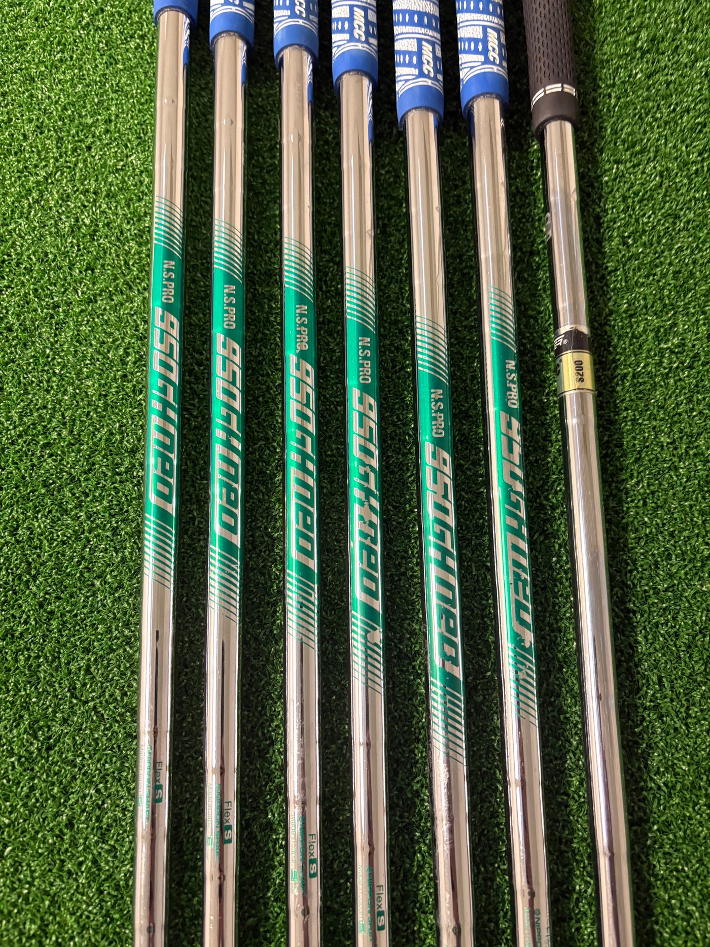 Titleist T100S Full Set (Stiff)