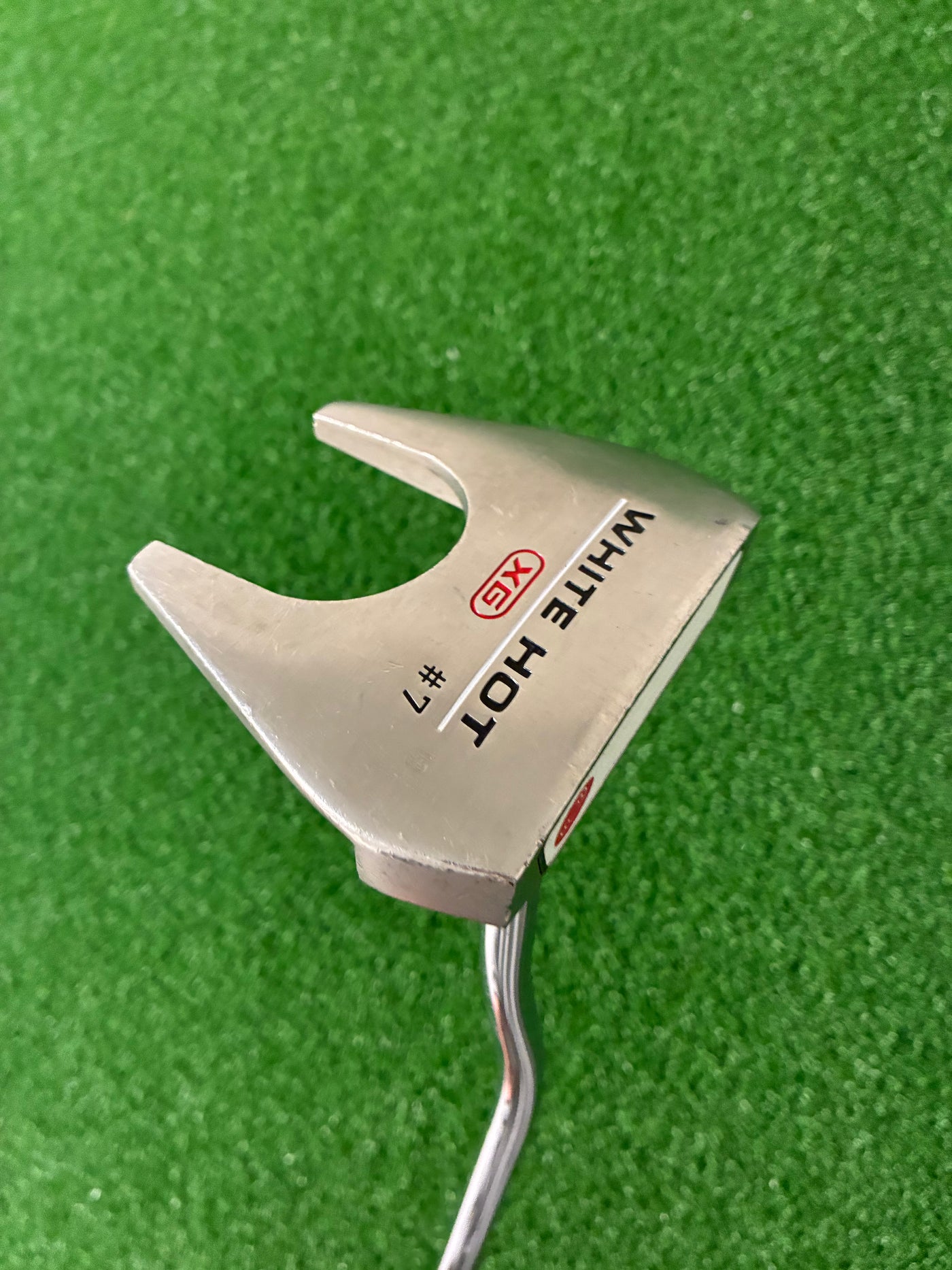 Odyssey White Hot XG #7 (34")