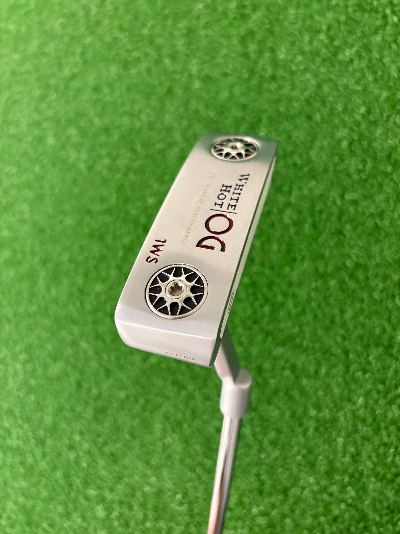 Odyssey White Hot OG #1WS (34")