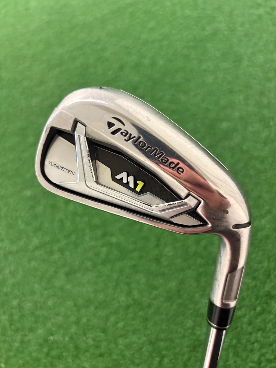 Taylormade M1 (2017) 5-PW + AW + SW (Stiff)