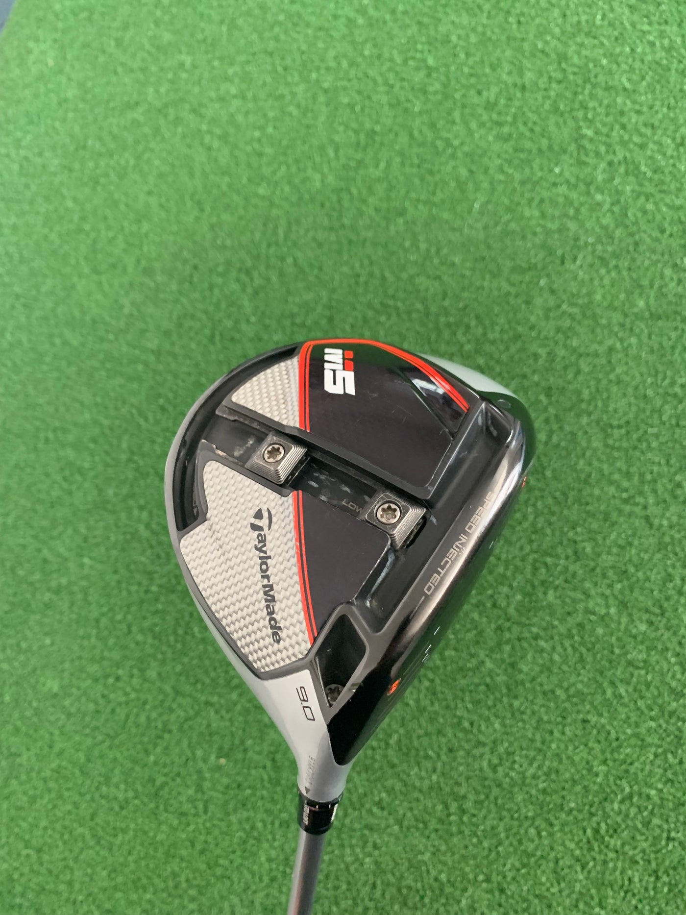 Taylormade M5 9.0* (Stiff)