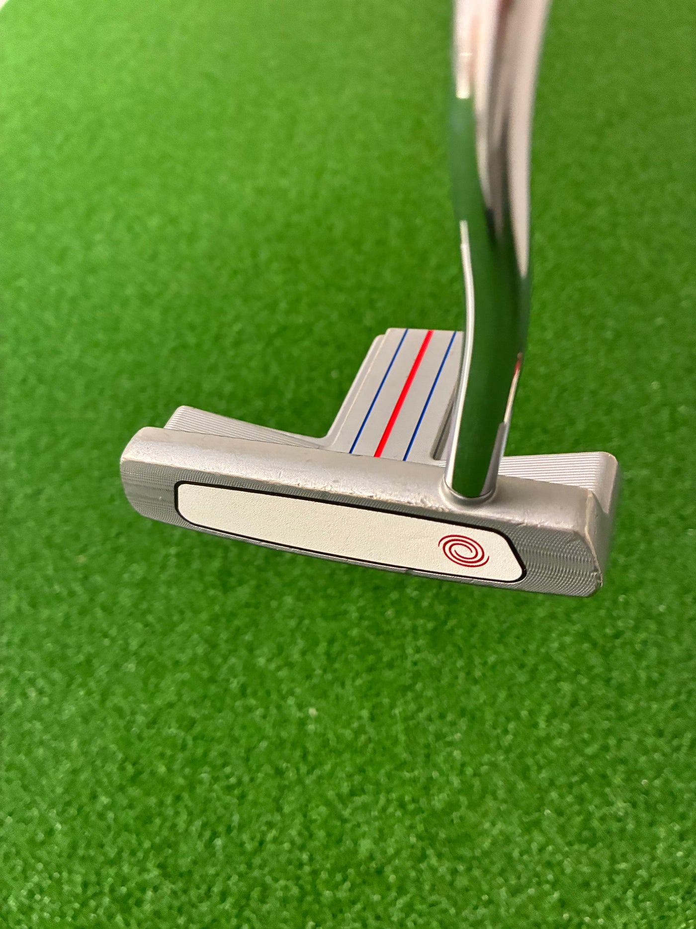 Odyssey White Hot OG Big T Blade (33")