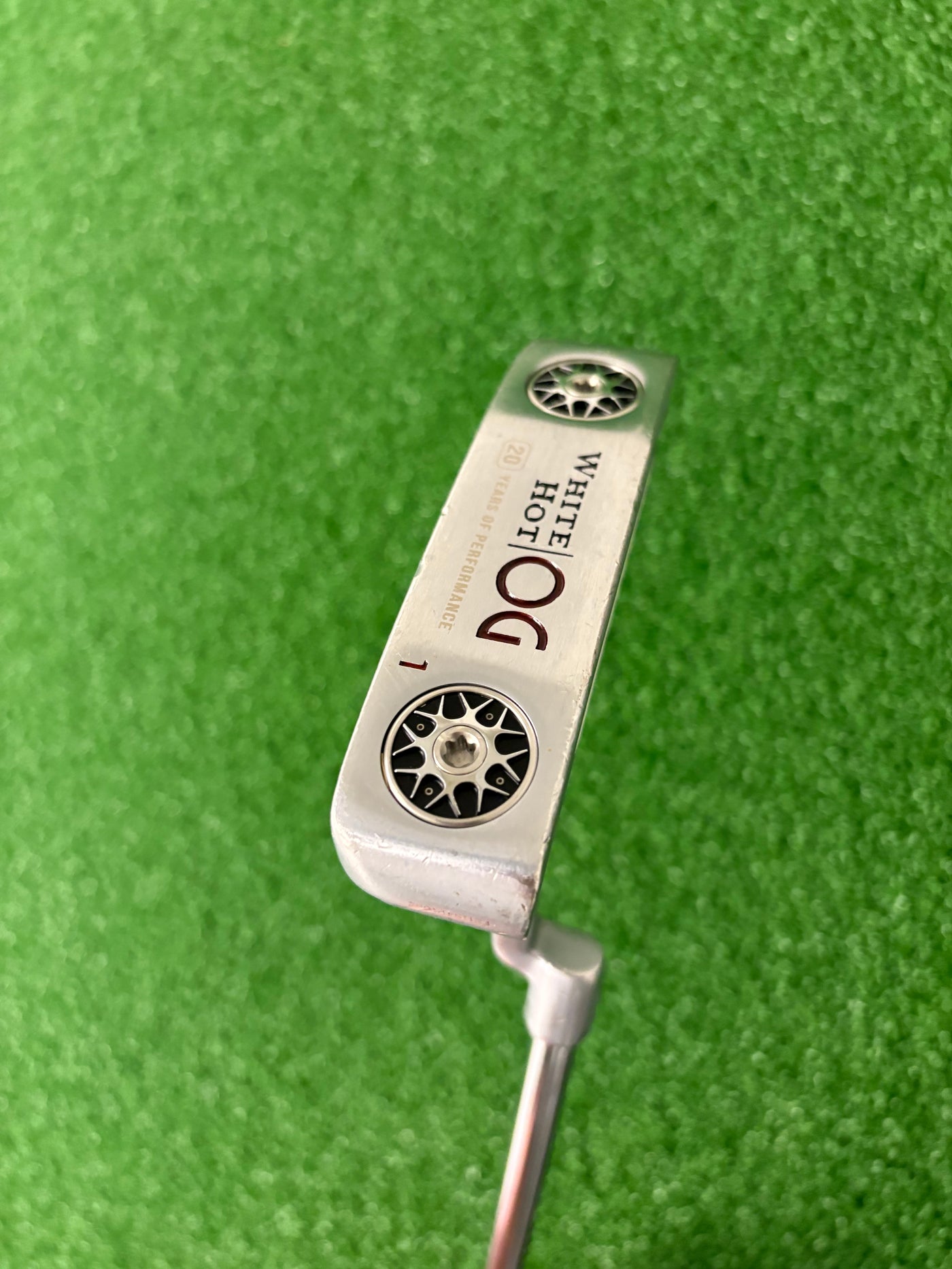 Odyssey White Hot OG #1 (34")
