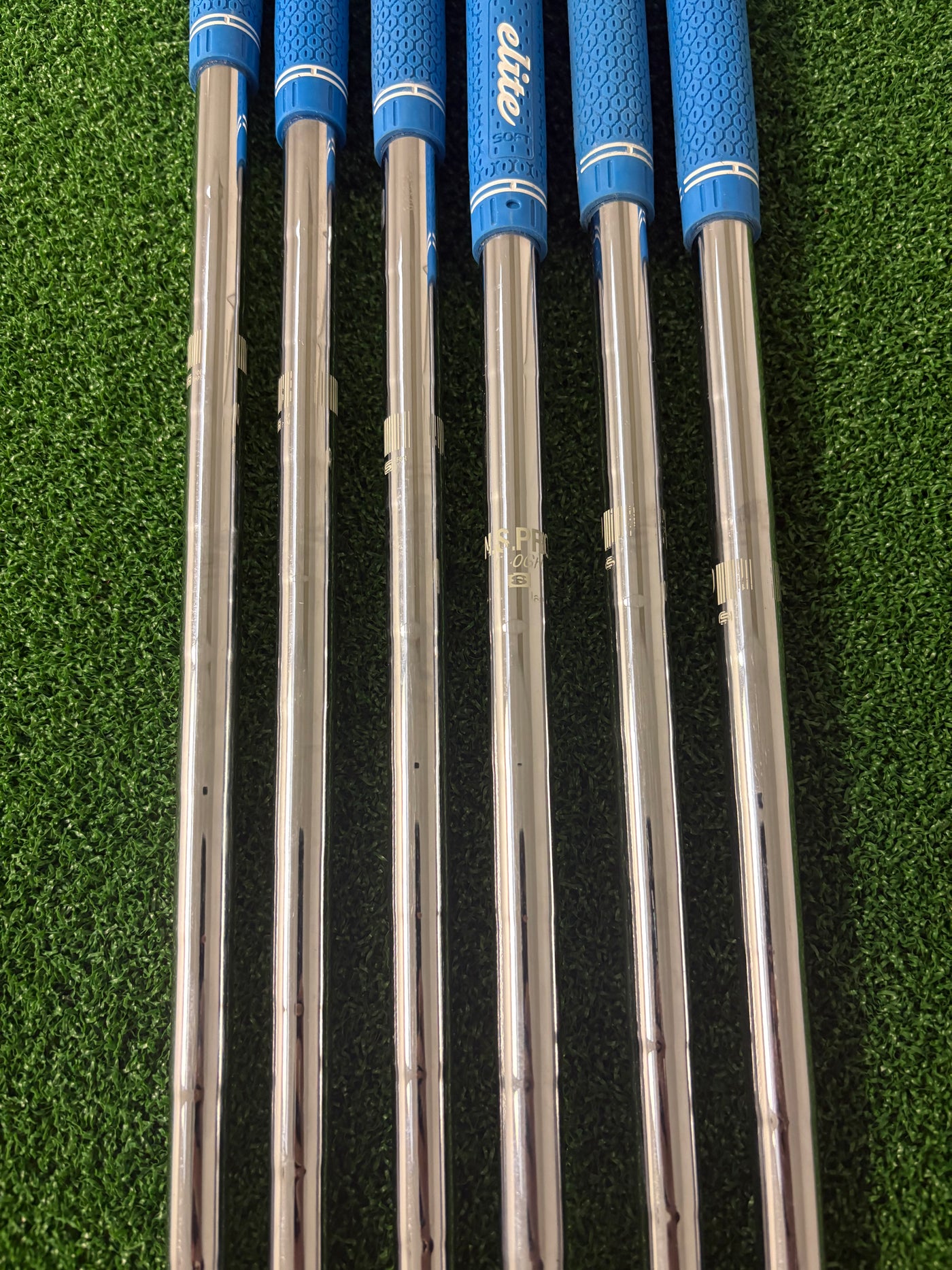 Titleist 714CB 5-PW (Stiff)