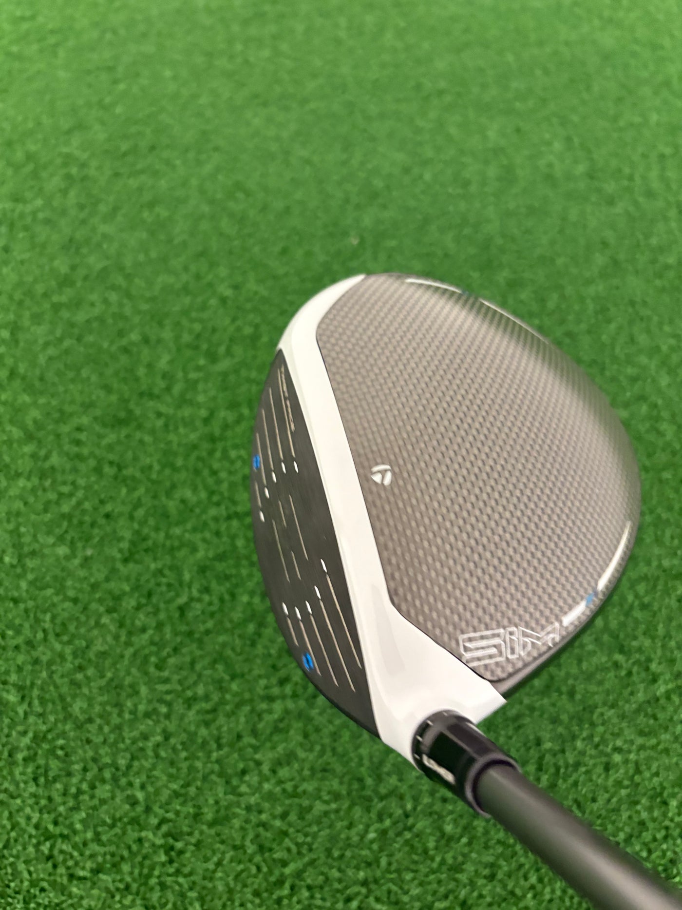 Taylormade Sim 10.5* (Stiff)