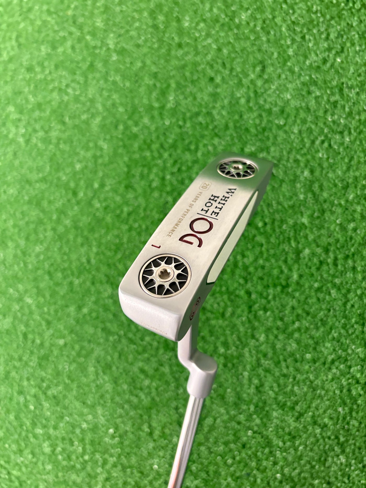 Odyssey White Hot OG #1 (34")