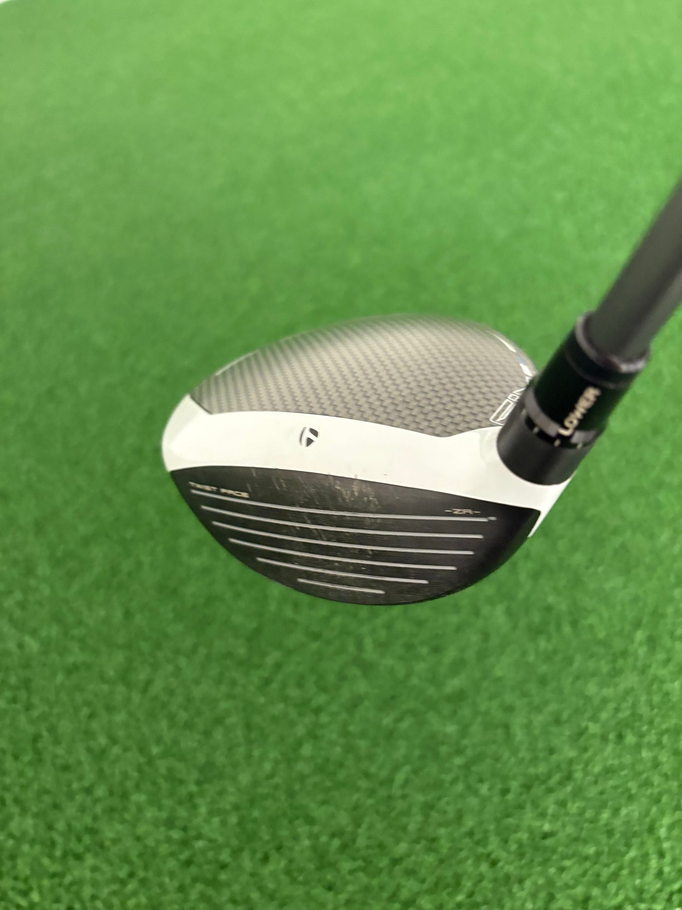 Taylormade Sim Titanium 19* 5 Wood (Stiff)