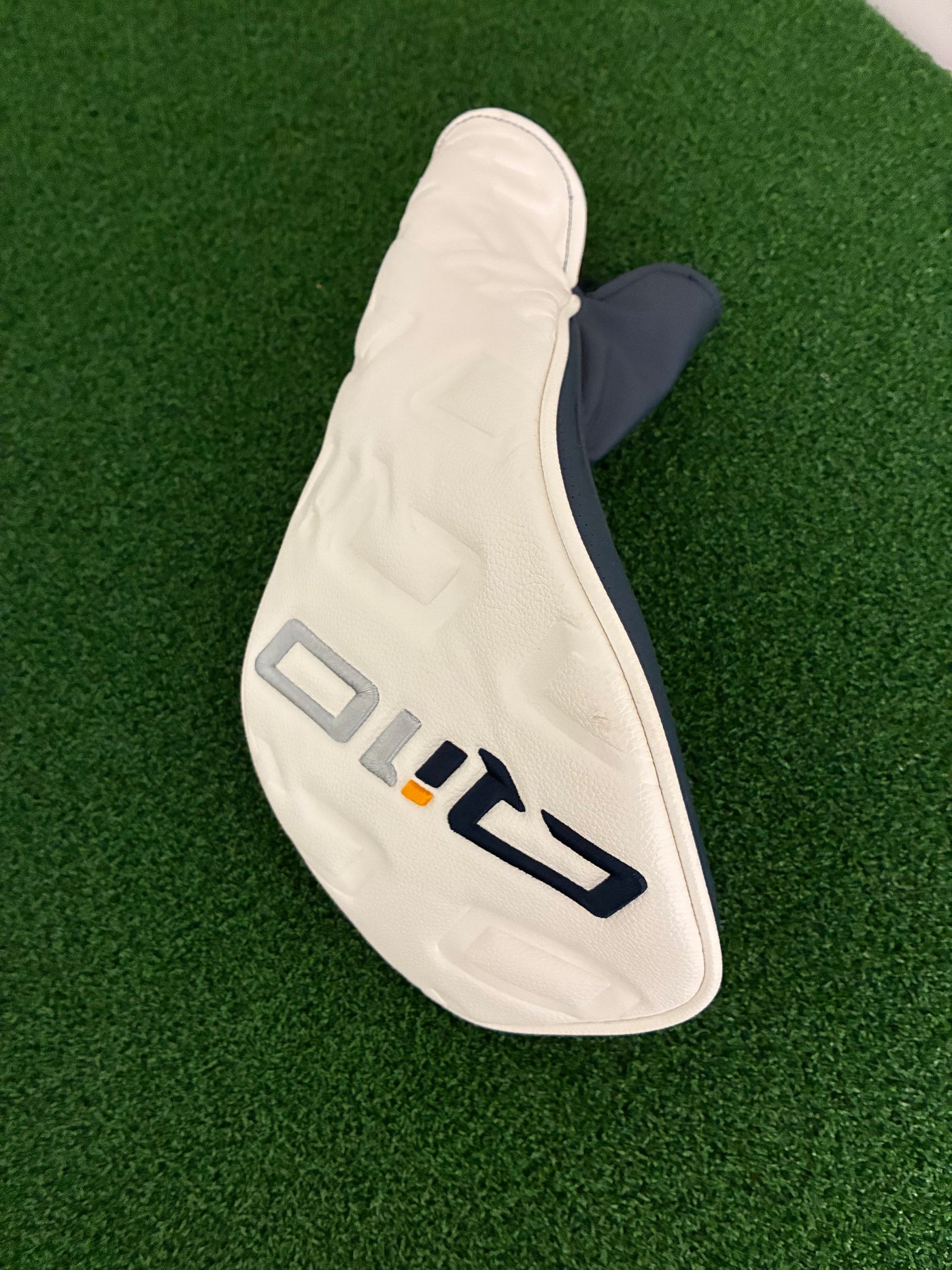 Taylormade Qi10 10.5* (Stiff)