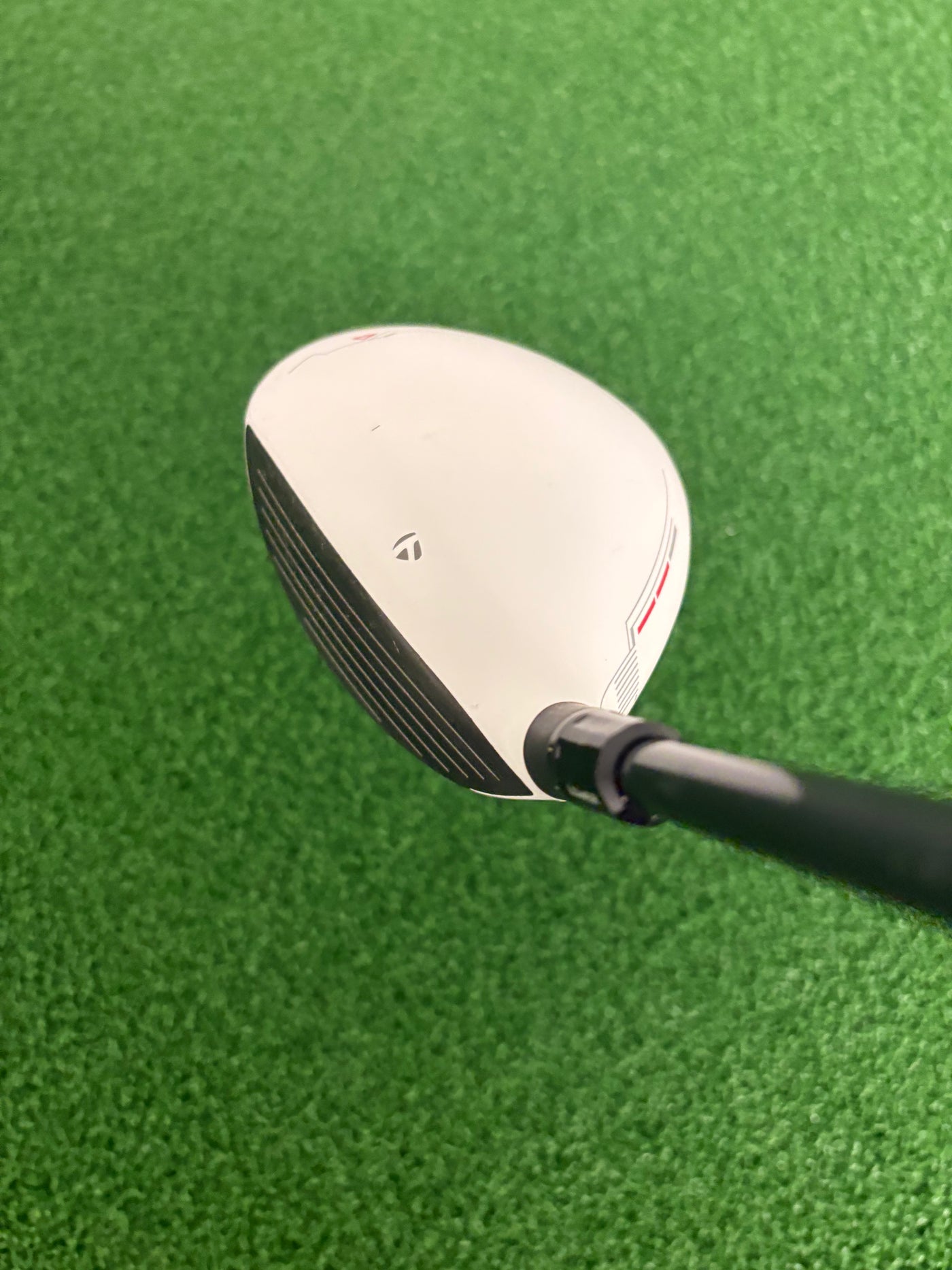 Taylormade R11 17* 4 Wood (Stiff)