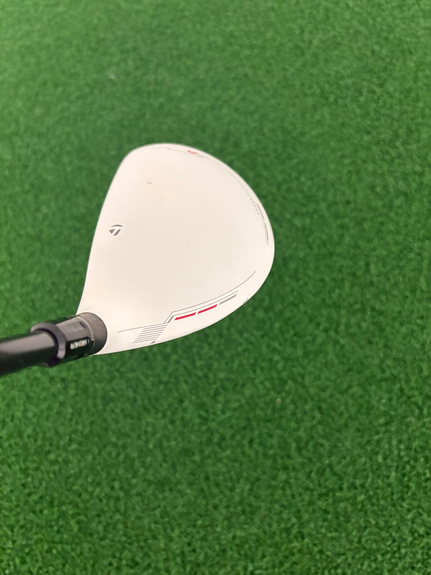 Taylormade R11 17* 4 Wood (Stiff)