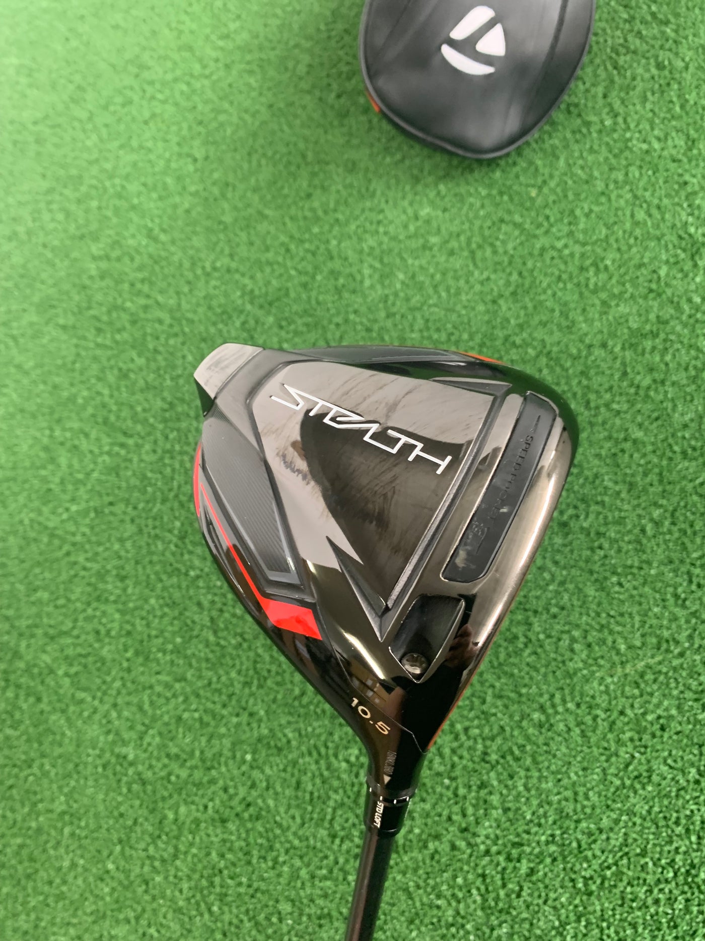 Taylormade Stealth 10.5* (Stiff)