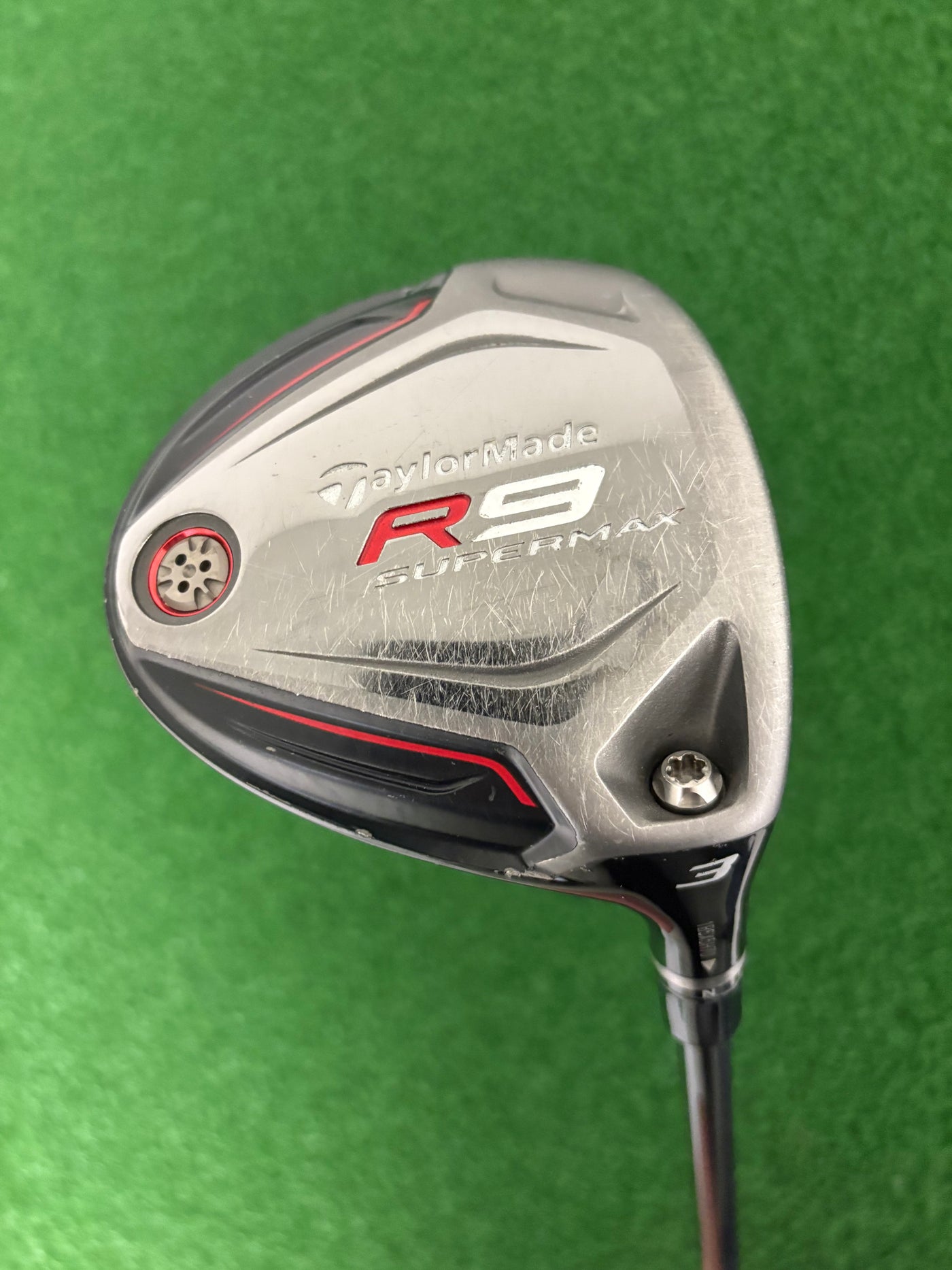 Taylormade R9 Supermax 15* 3 Wood (Regular)