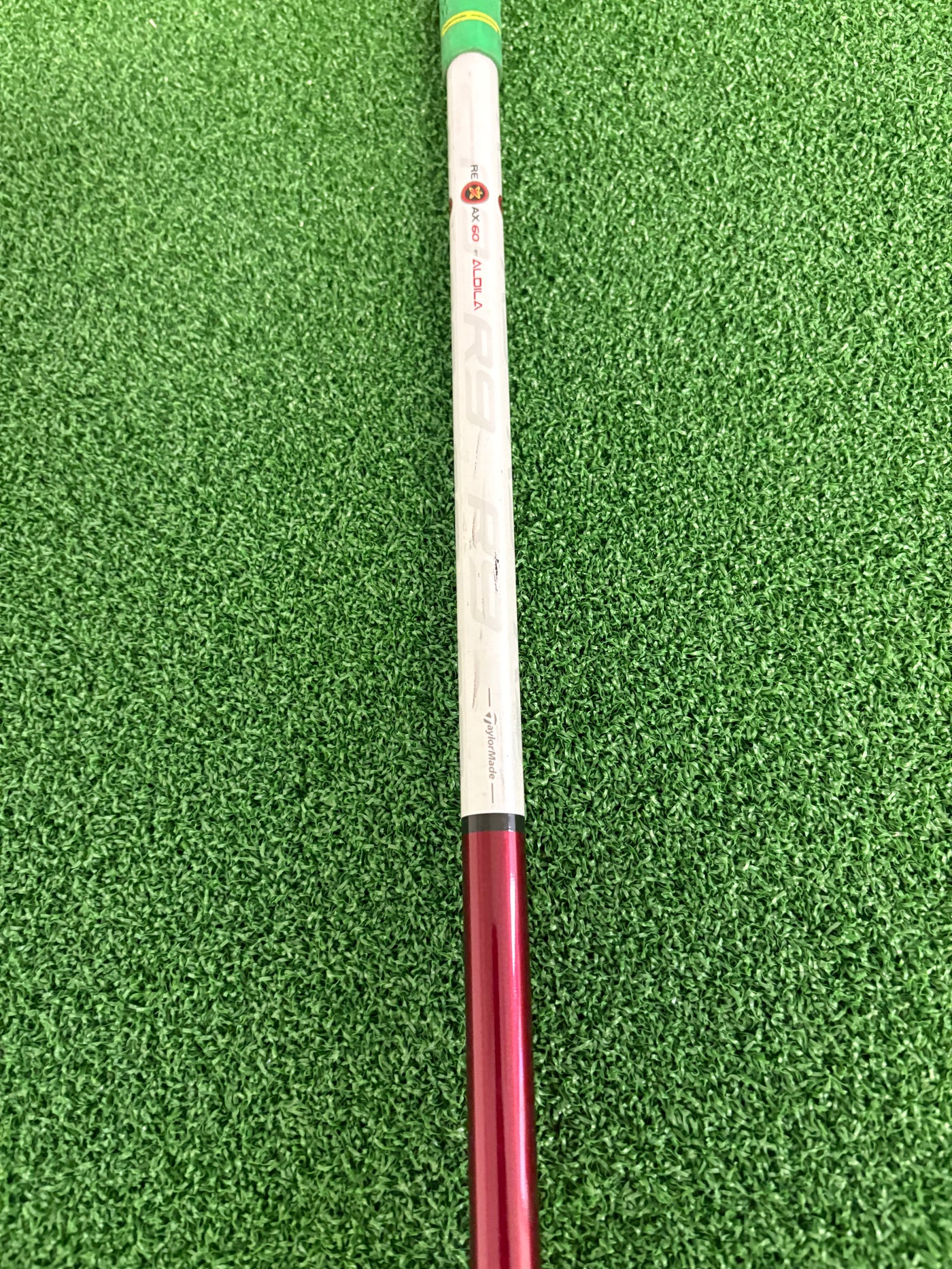 Taylormade R9 460 9.5* (Stiff)