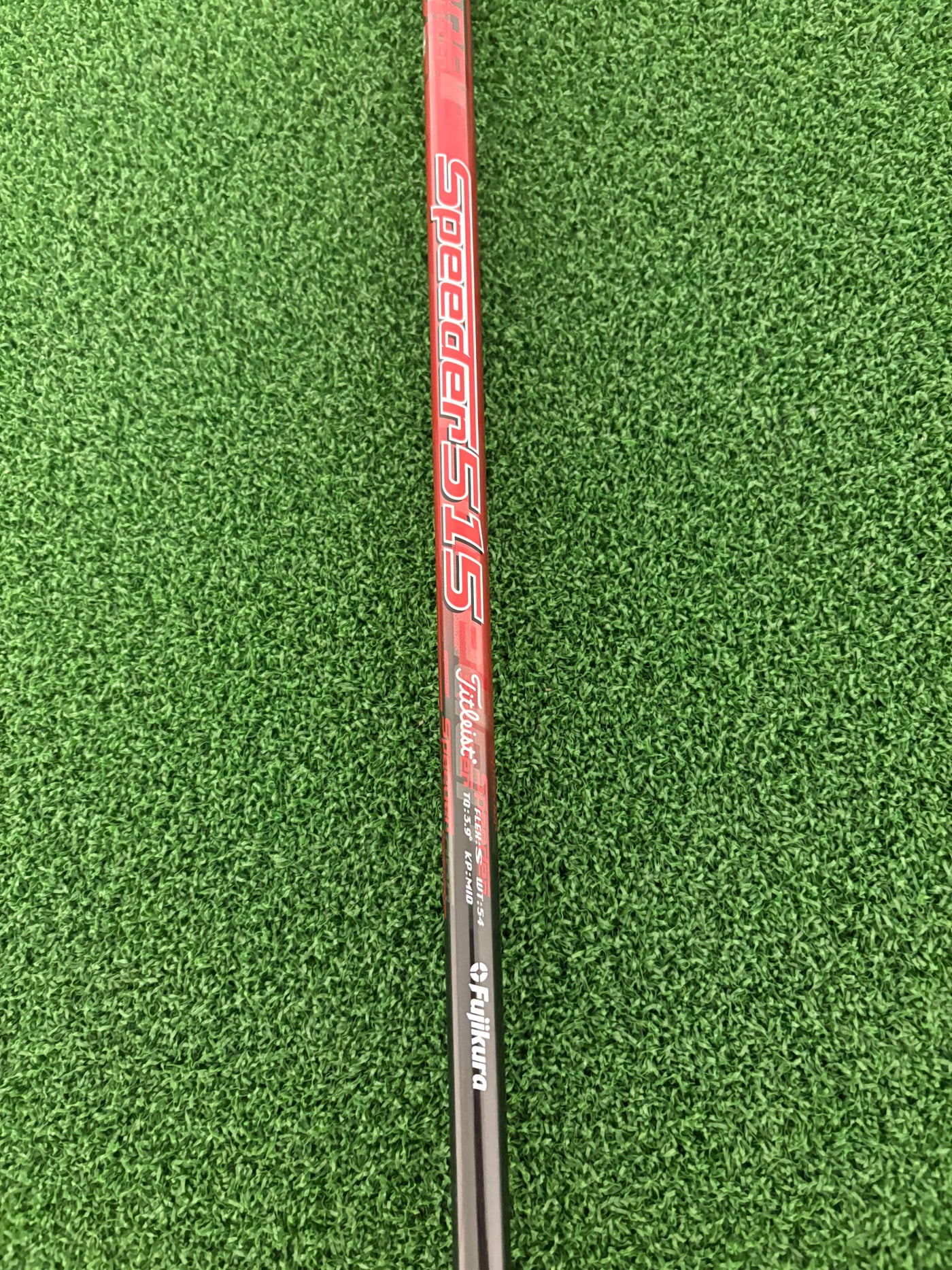 Titleist 915D2 9.5* (Stiff)
