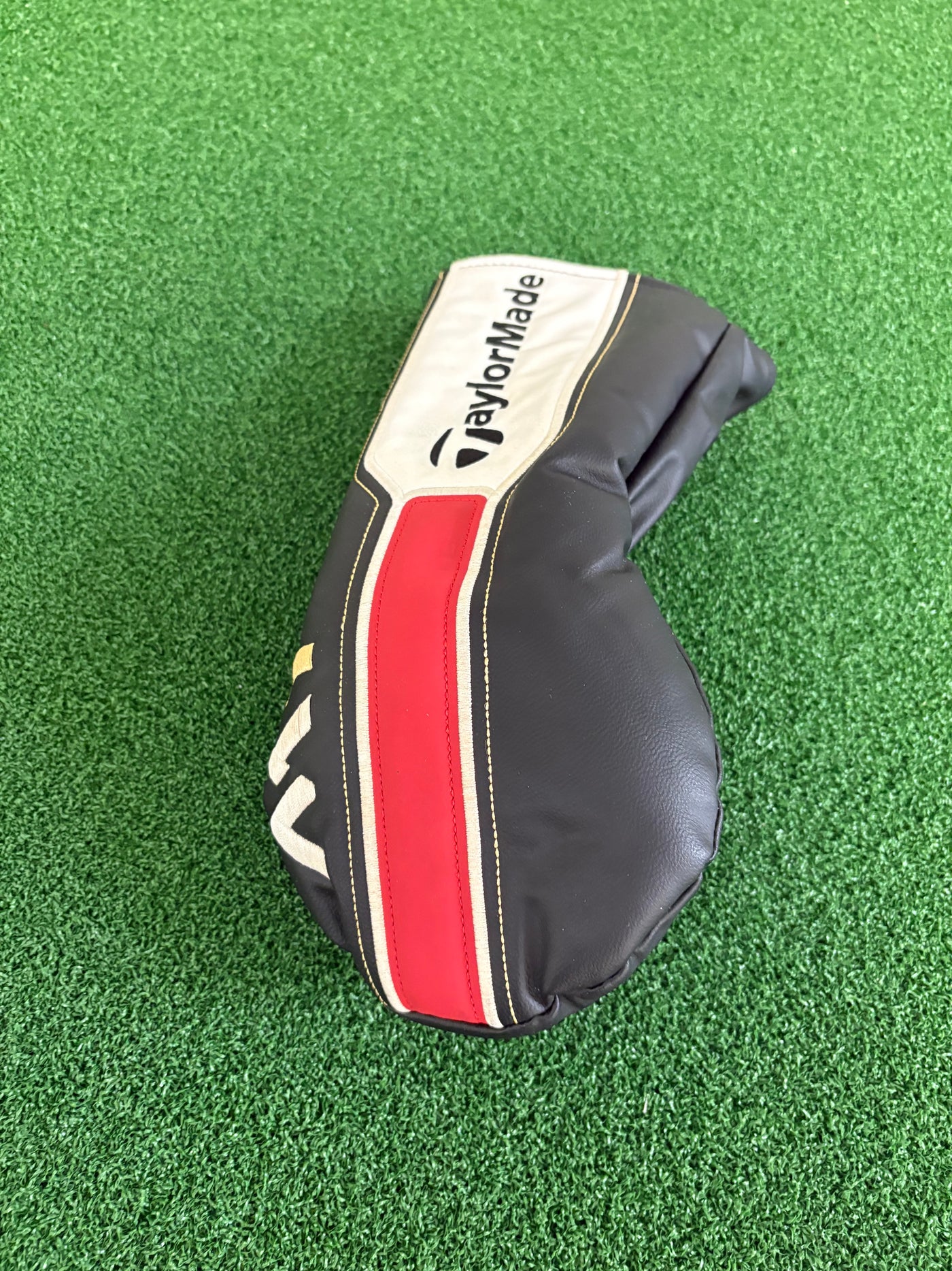 Taylormade M1 430 9.5* (Stiff)