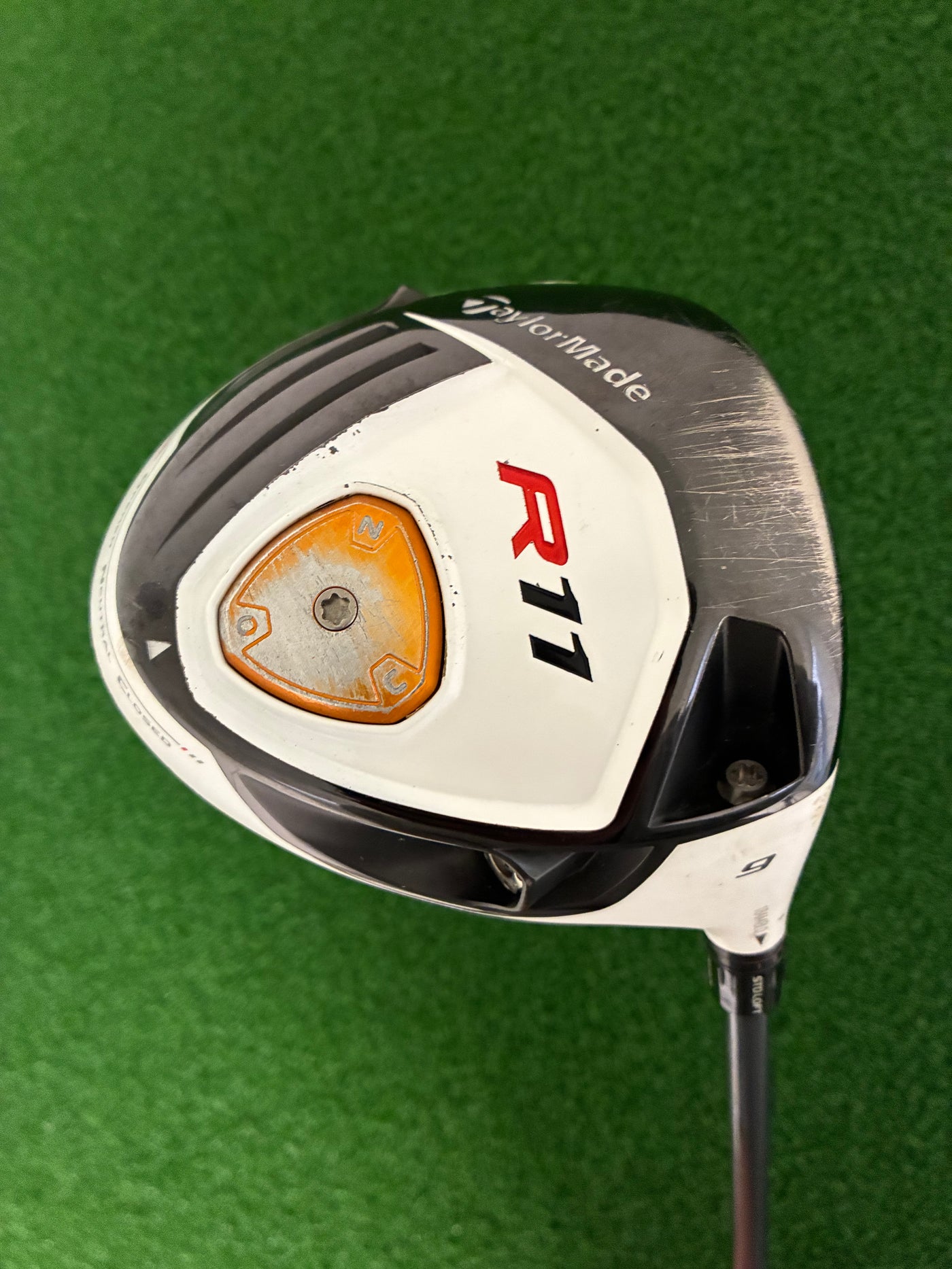 Taylormade R11 9.0* (Stiff)