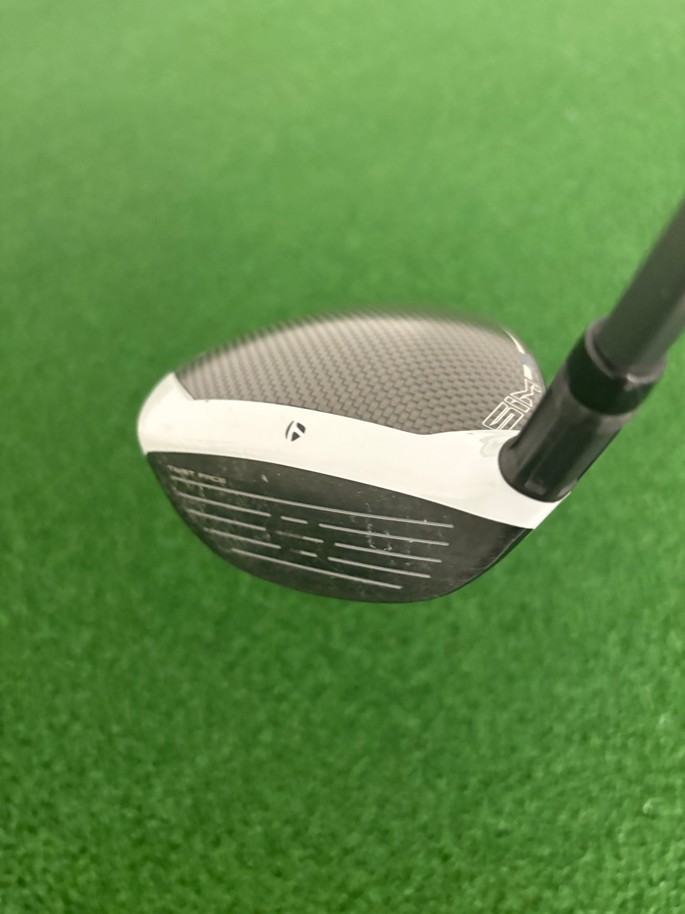 Taylormade Sim Max 15* 3 Wood (Stiff)