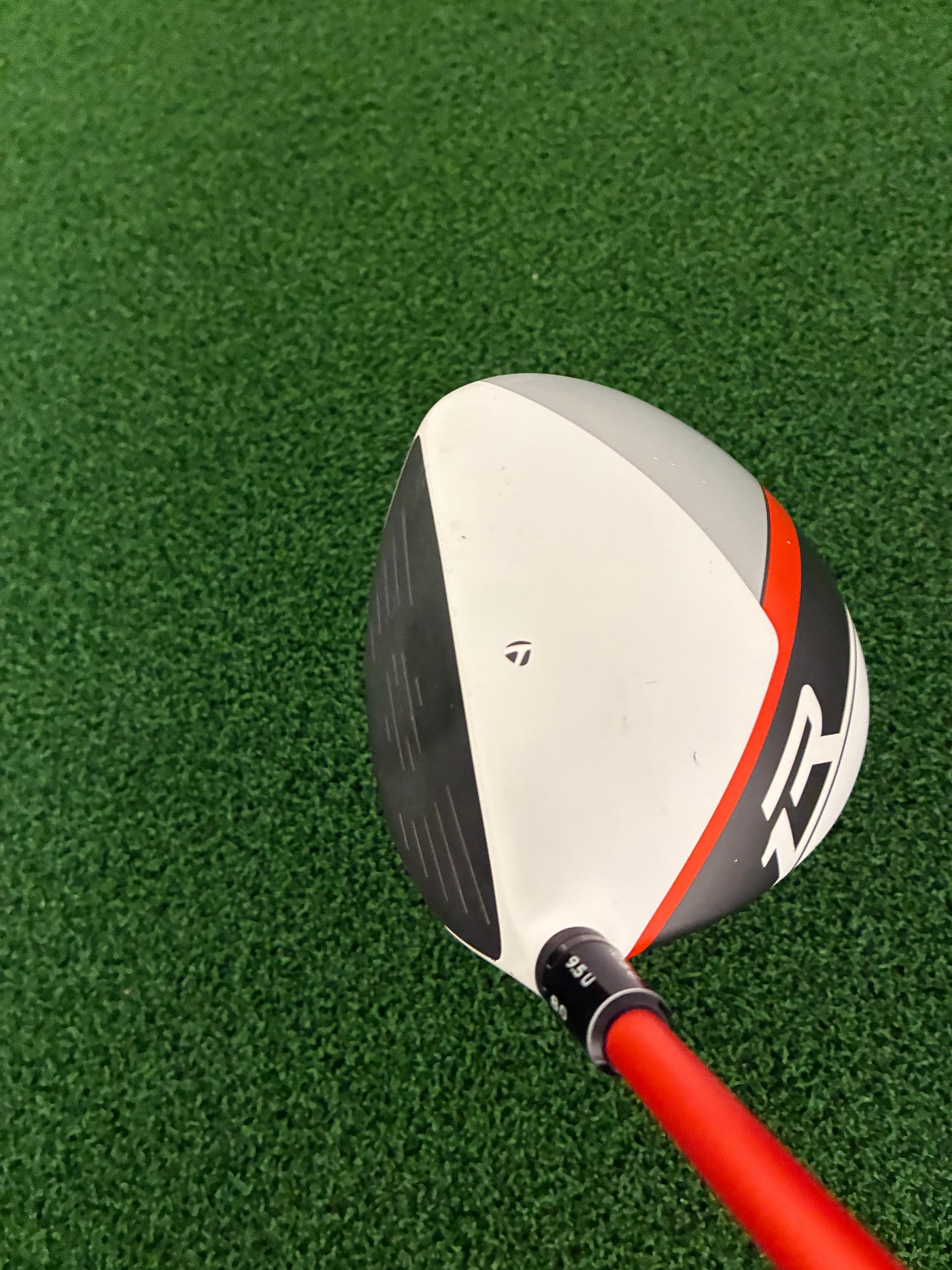Taylormade R1 1 Wood (Stiff/Regular)