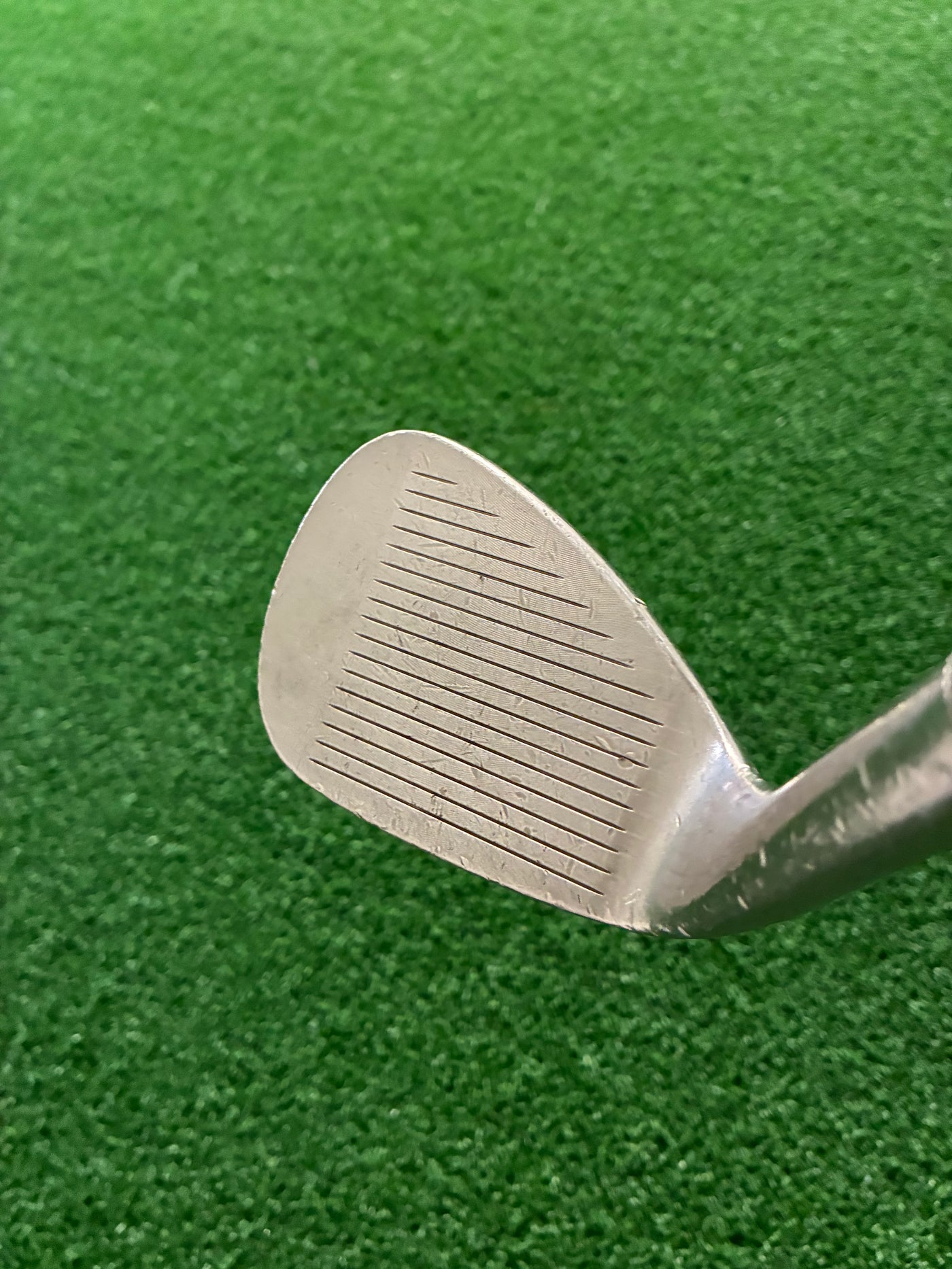 Titleist Vokey SM5 F Grind 52*