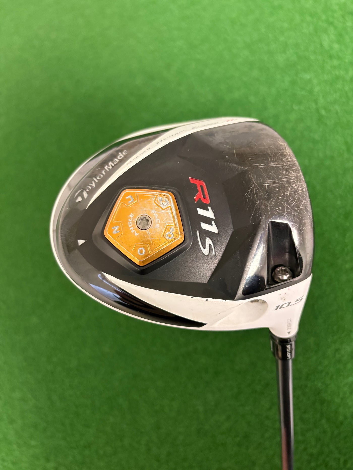 Taylormade R11S 10.5* (Stiff/Regular)