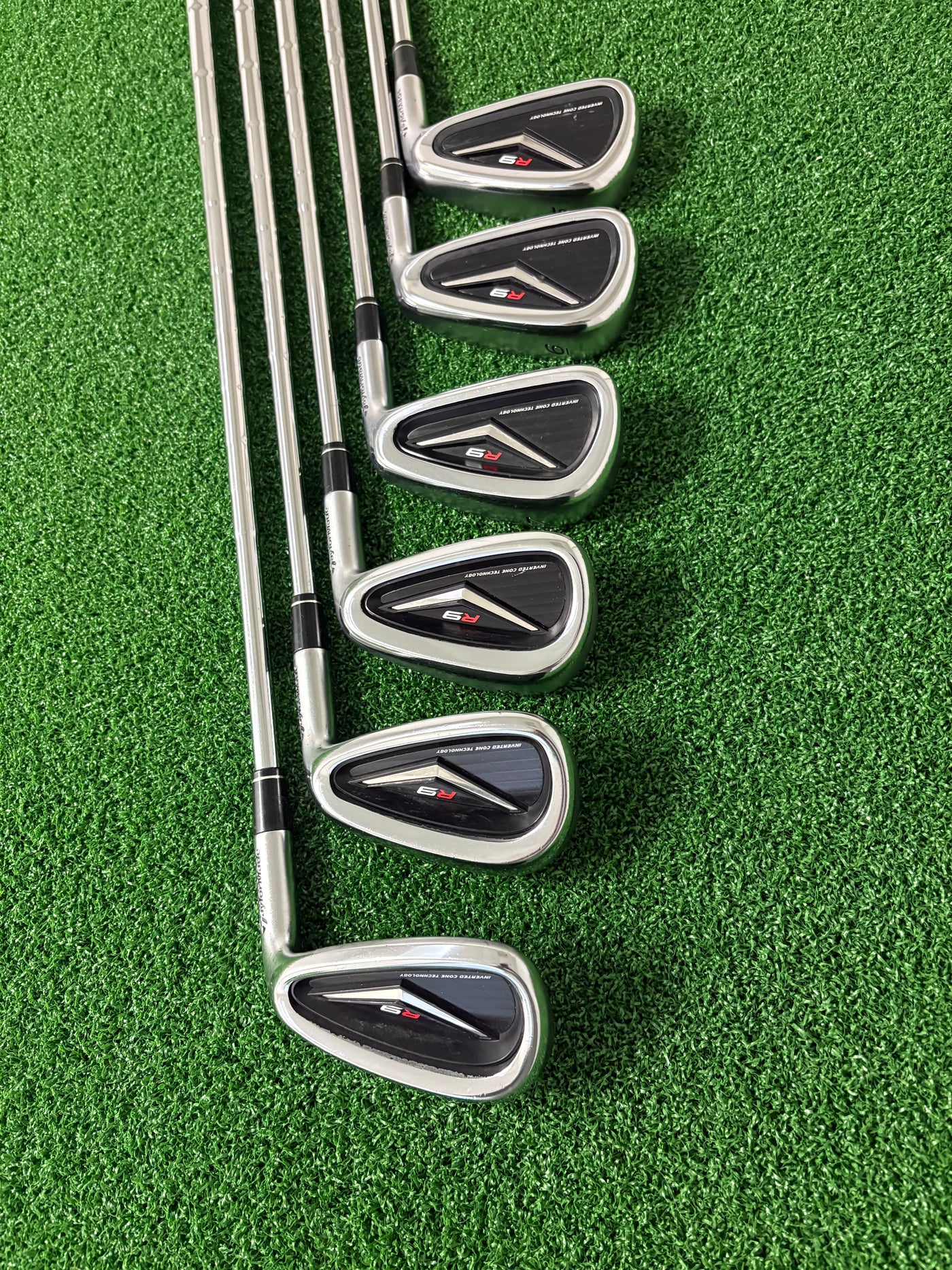 Taylormade R9 5-PW (Stiff)