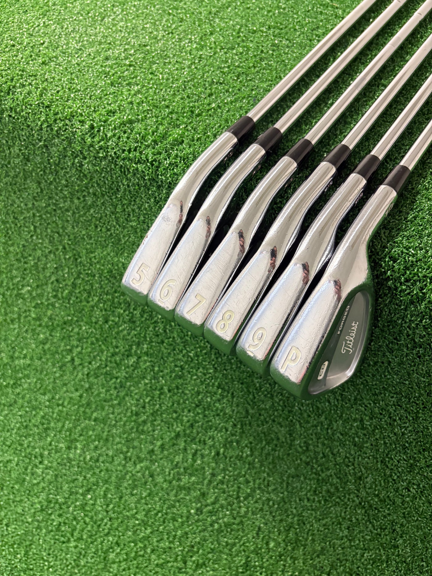 Titleist 710CB 5-PW (Stiff)