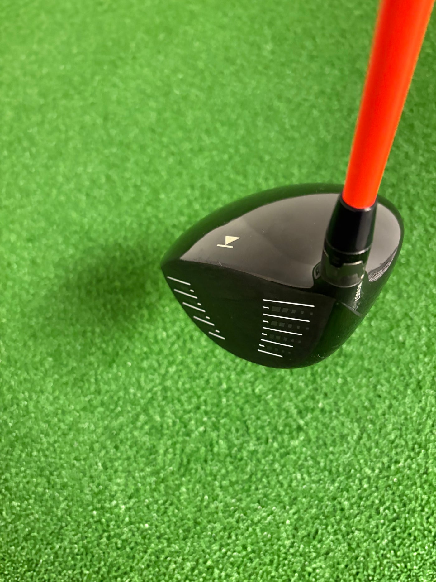 Titleist 913D2 9.5* (Stiff)