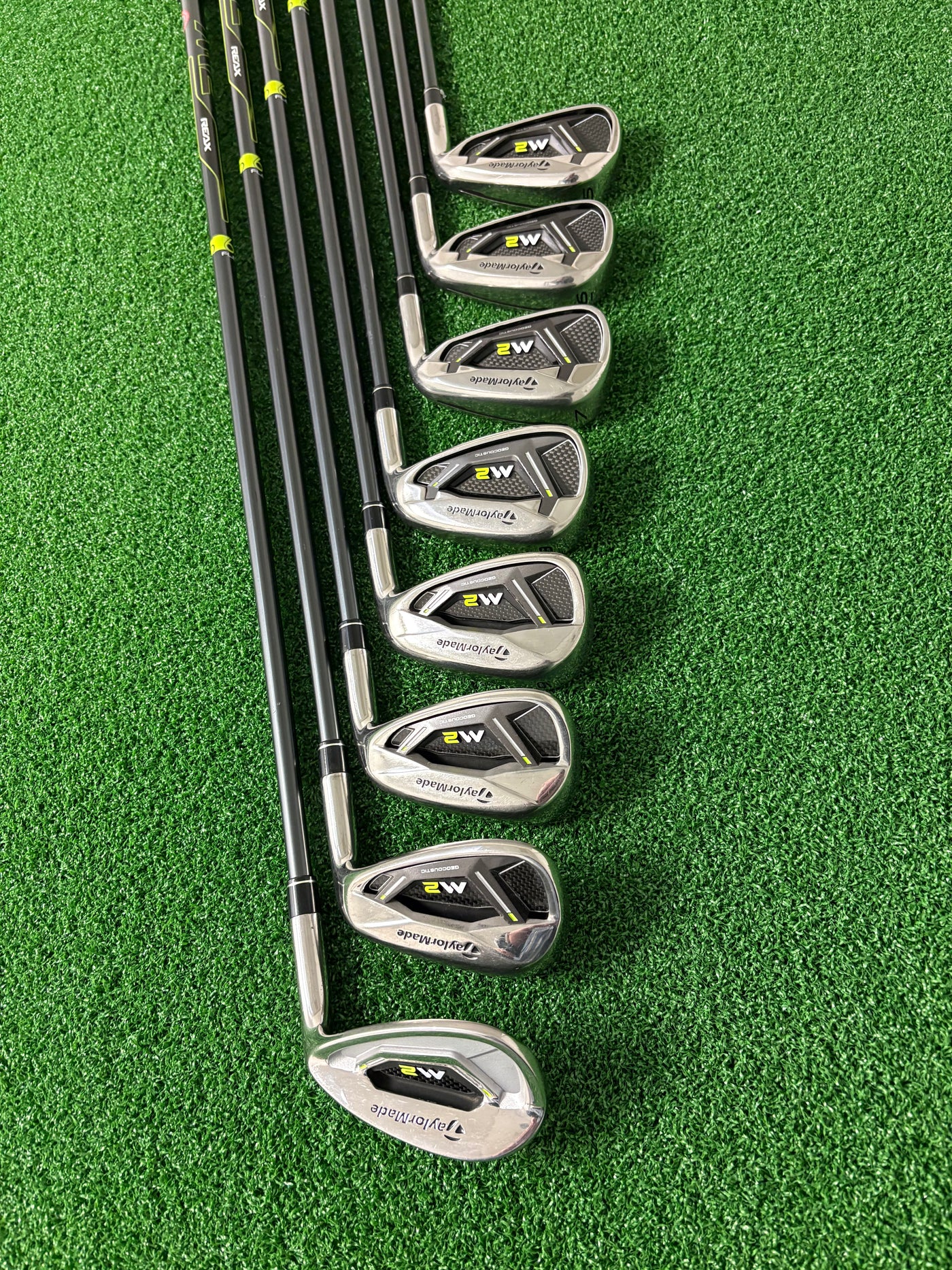 Taylormade M2 (2017) 5-PW + AW + SW (Regular)