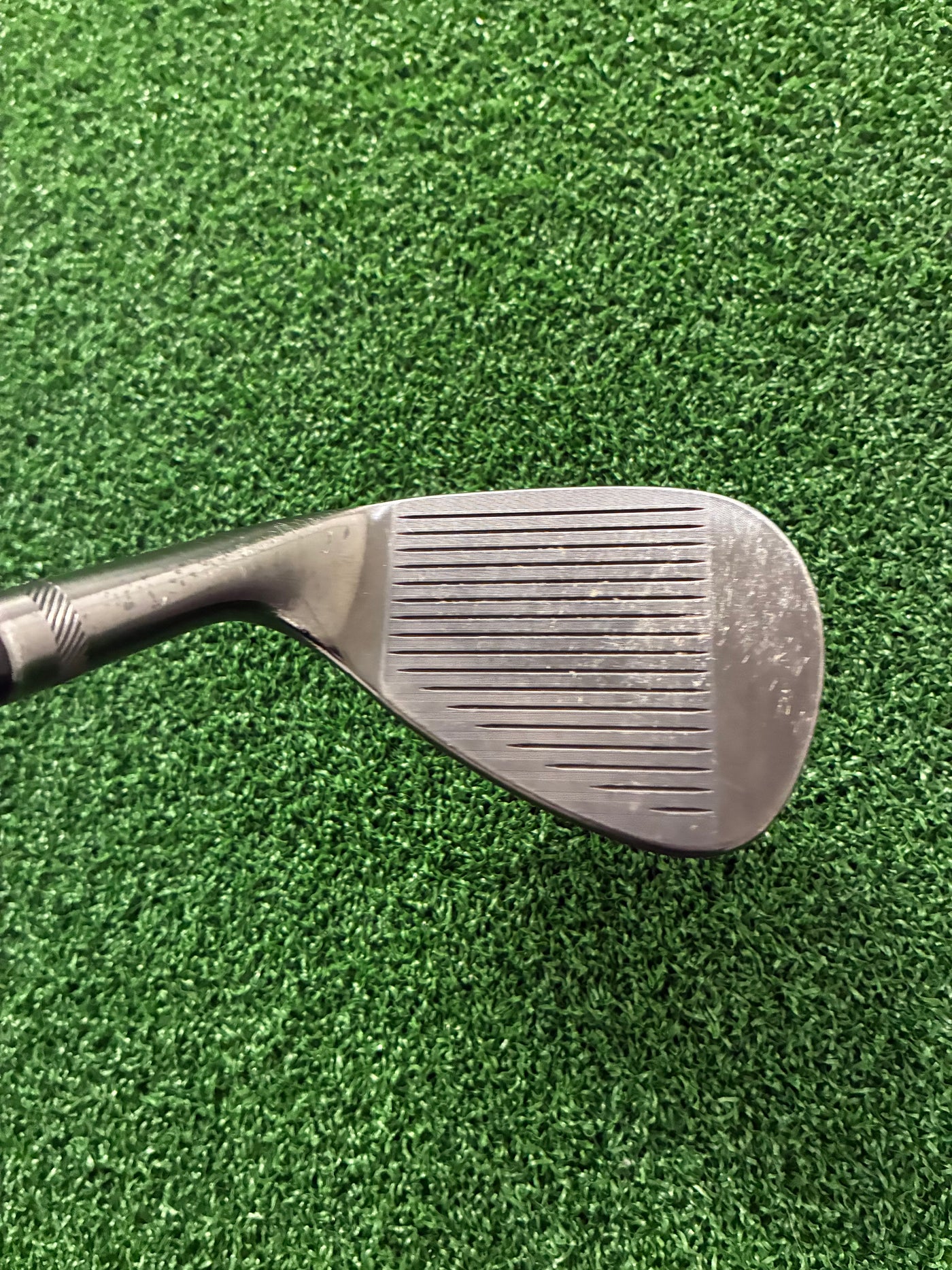Titleist Vokey SM6 F Grind 52*