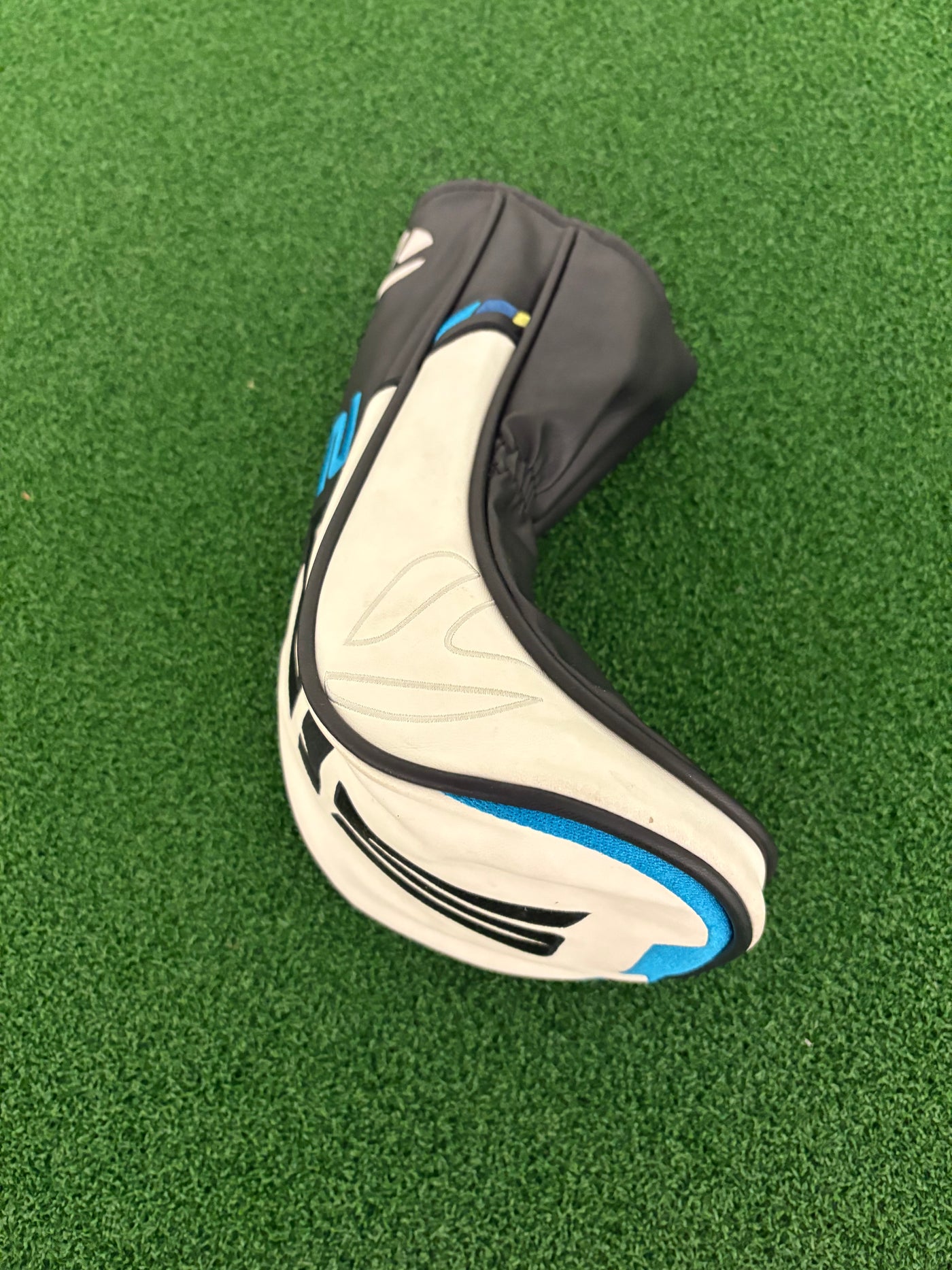 Taylormade Sim 2 9.0* (Stiff)