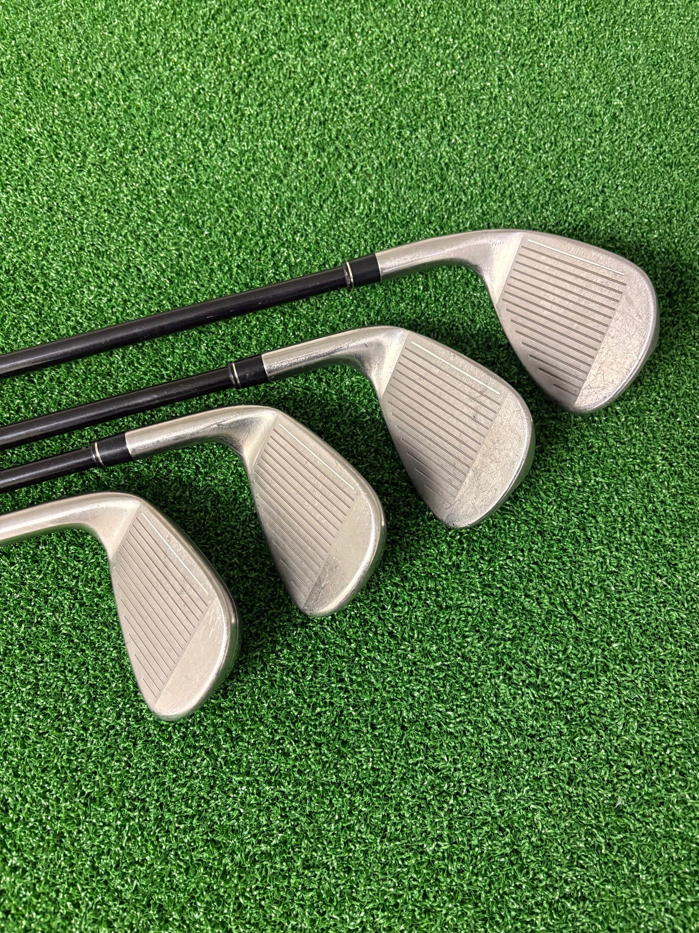 Taylormade M4 (2021) 5-PW + AW + SW (Stiff)