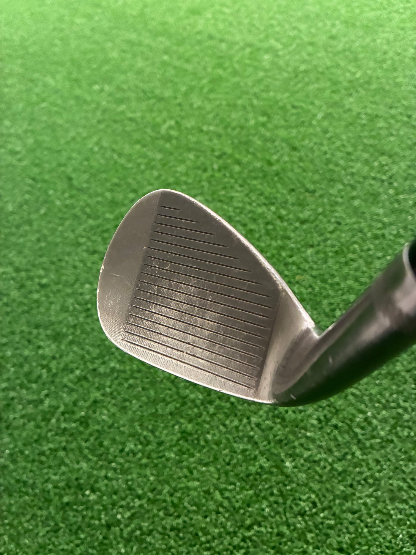 Titleist Vokey SM6 F Grind 52*