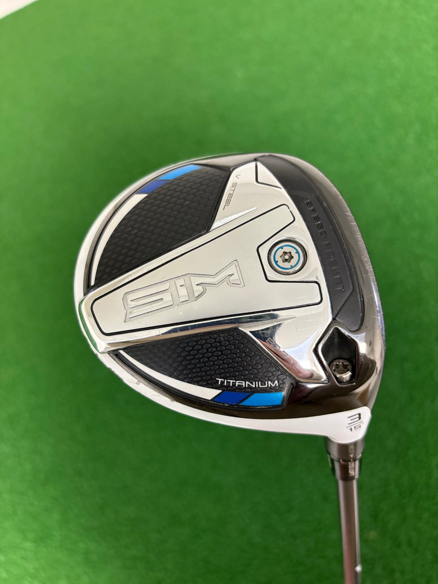 Taylormade Sim Titanium 15* 3 Wood (Regular)