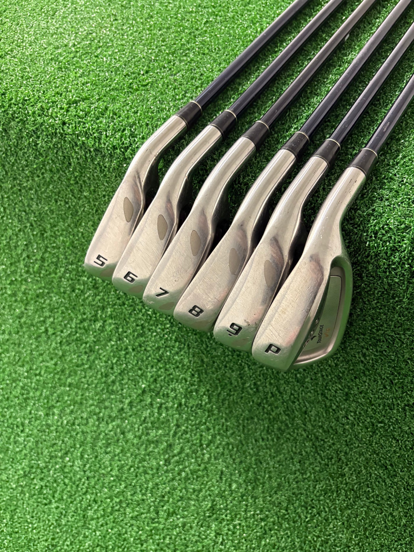 Bridgestone Tour Stage ViQ (2006) 5-PW (Regular)