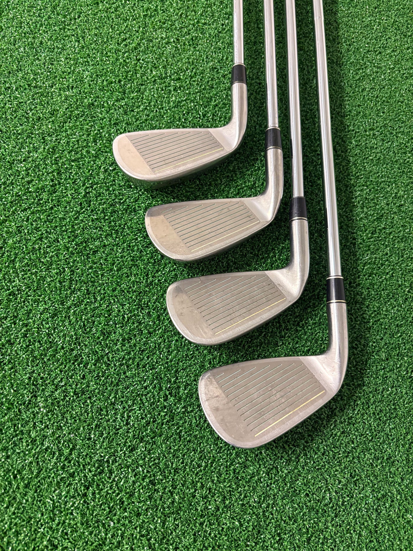 Bridgestone Tour Stage ViQ 3-PW (Stiff)